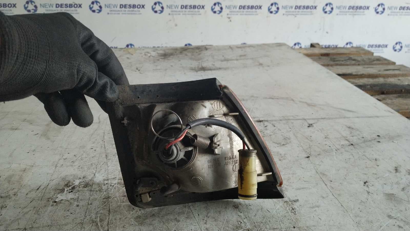 Recambio de PILOTO DELANTERO IZQUIERDO para HYUNDAI S-COUPE (SL) referencia OEM IAM 6R01819 5