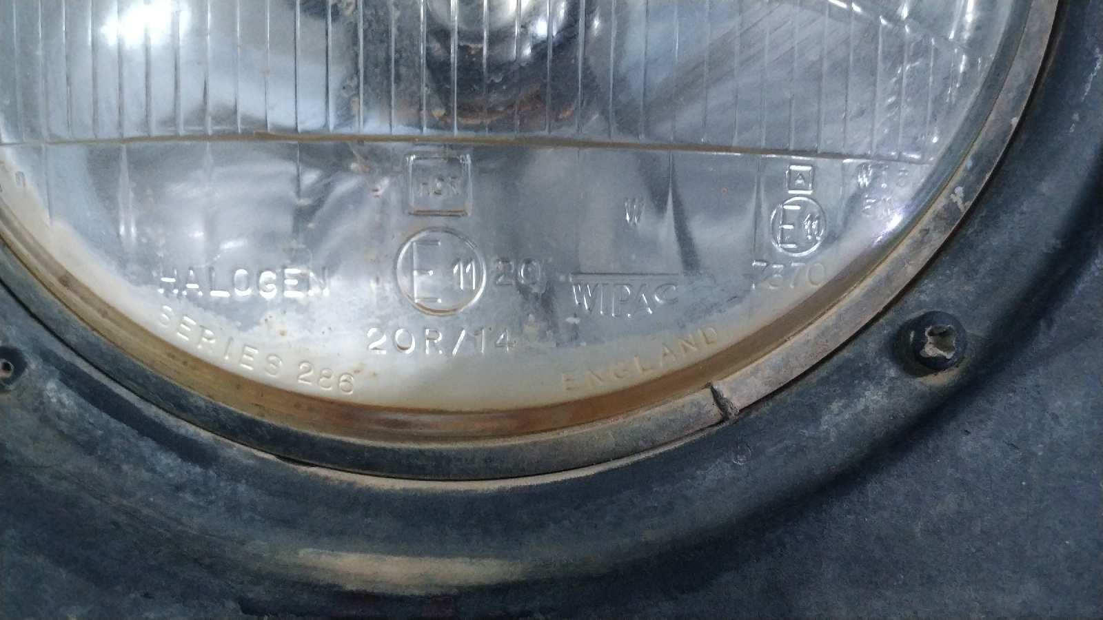 Recambio de FARO DERECHO para LAND ROVER RANGE ROVER referencia OEM IAM 2