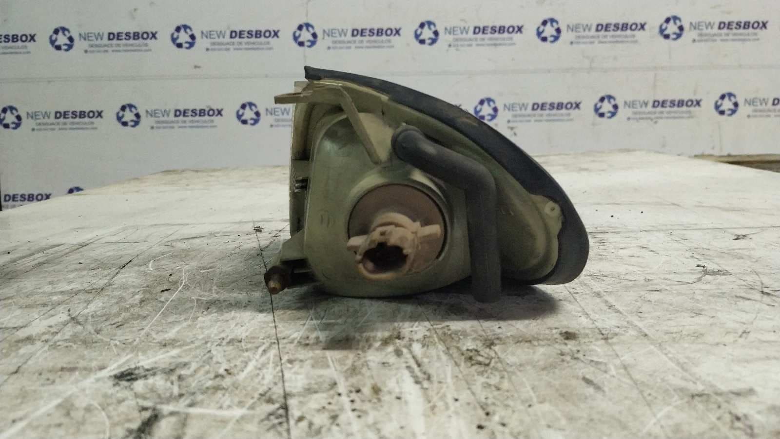 Recambio de PILOTO DELANTERO DERECHO para HYUNDAI LANTRA BERLINA (RD) 1.6 GL G4GR referencia OEM IAM 0121KS   - BLANCO 4