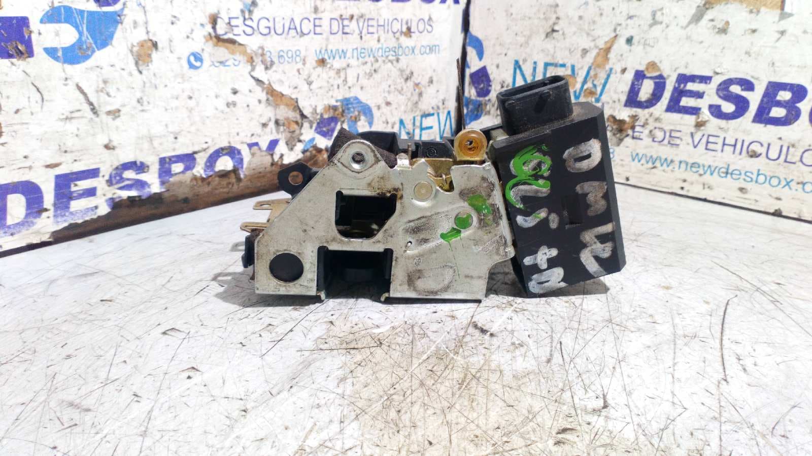 Recambio de CERRADURA PUERTA DELANTERA DERECHA para BMW SERIE 3 COMPACTO (E36) referencia OEM IAM 8353012 5