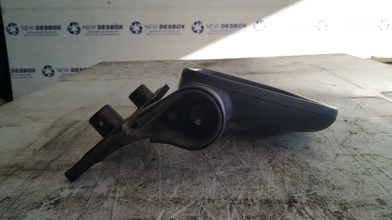 Recambio de RETROVISOR DERECHO para HYUNDAI H 1 TOP A1 4BH referencia OEM IAM 015416   - BLANCO 2