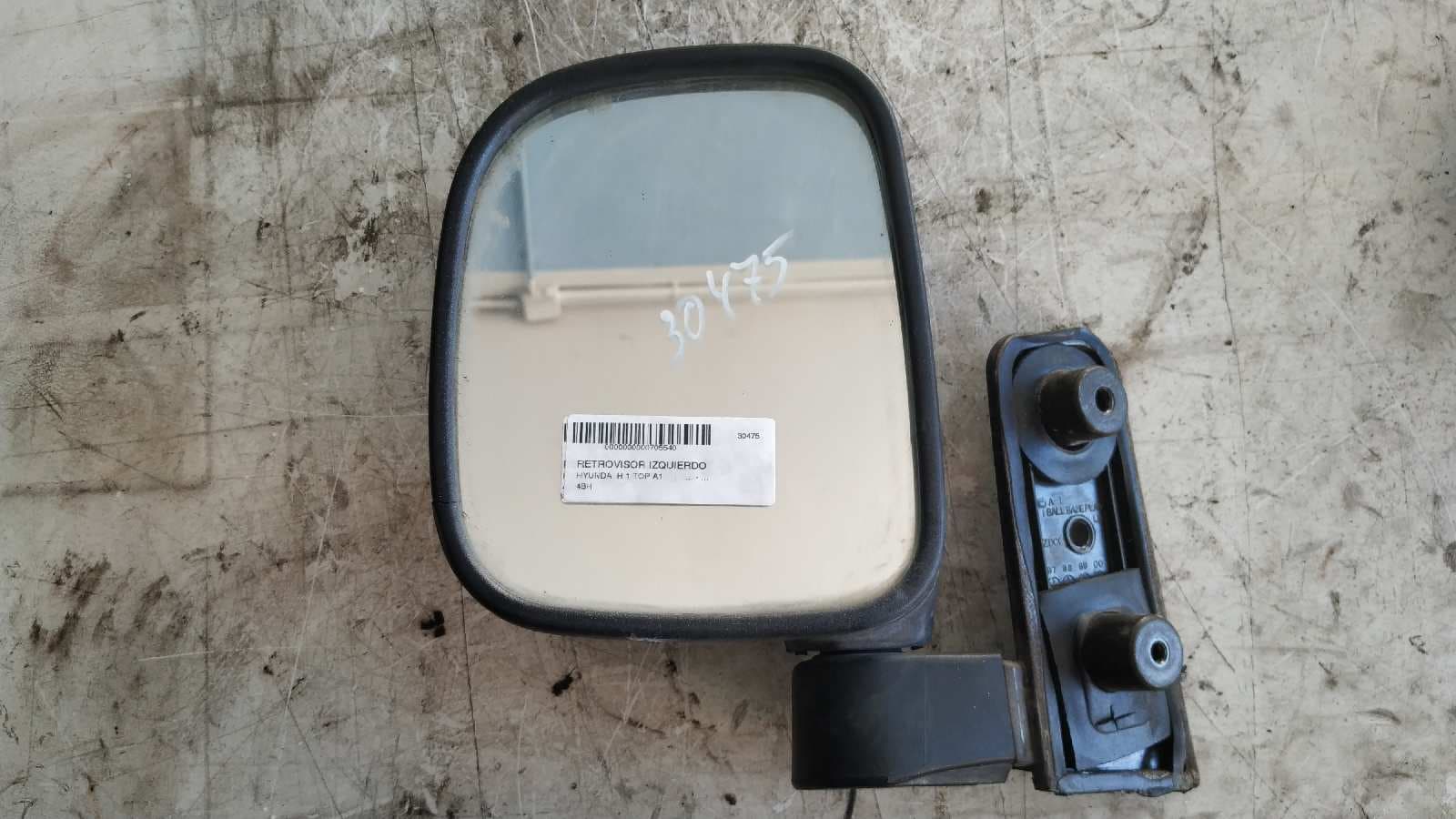 Recambio de RETROVISOR IZQUIERDO para HYUNDAI H 1 TOP A1 4BH referencia OEM IAM 015418   - BLANCO