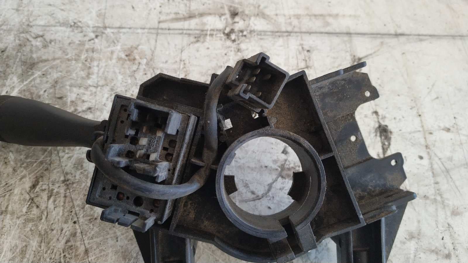 Recambio de MANDO LIMPIA para LAND ROVER FREELANDER (LN) referencia OEM IAM 36664B 2