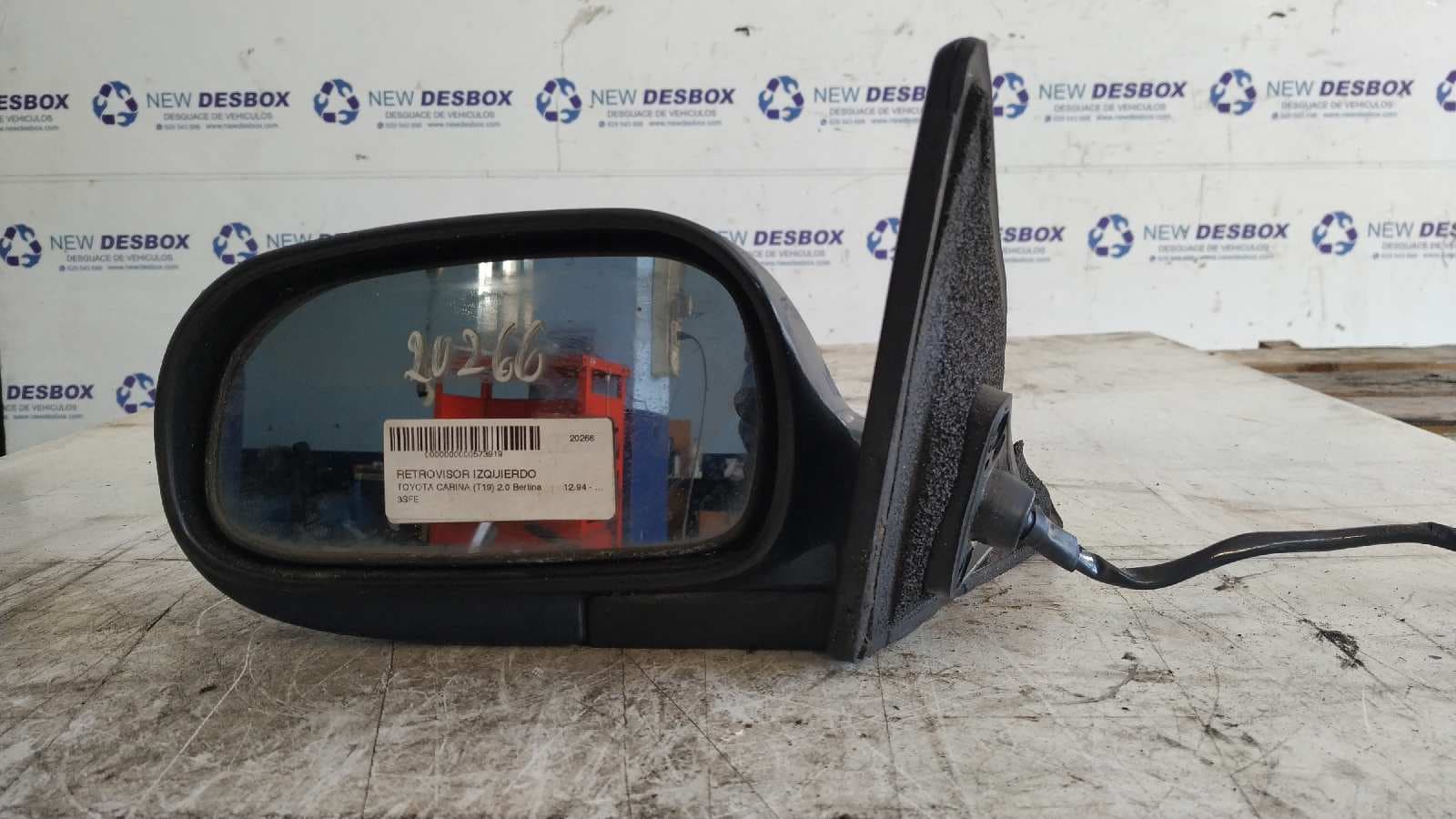 Recambio de RETROVISOR IZQUIERDO para TOYOTA CARINA (T19) 2.0 Berlina 3SFE referencia OEM IAM 011648   - AZUL