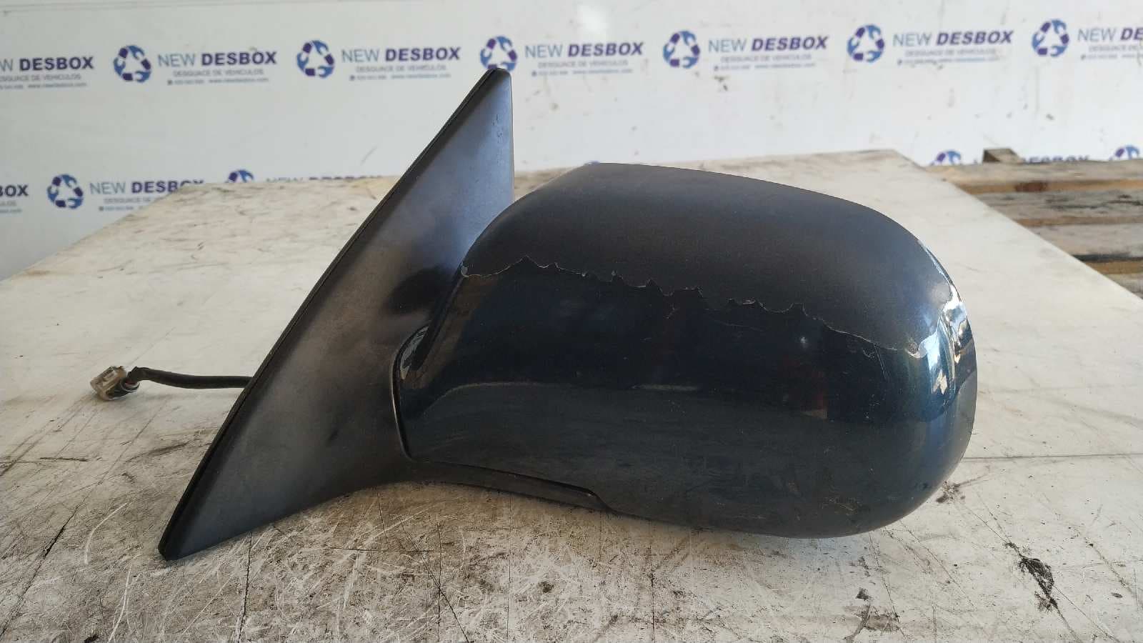 Recambio de RETROVISOR IZQUIERDO para TOYOTA CARINA (T19) 2.0 Berlina 3SFE referencia OEM IAM 011648   - AZUL 2