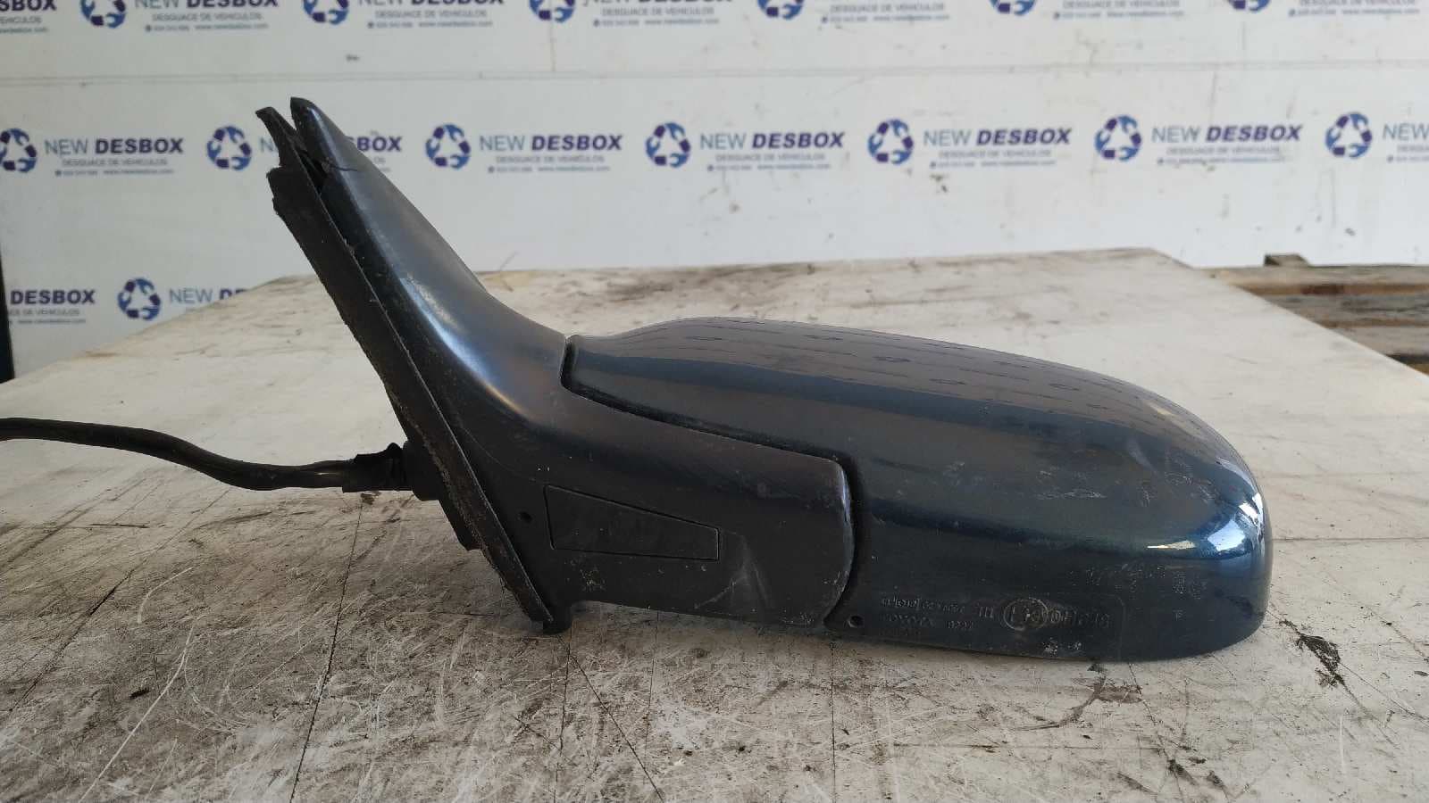 Recambio de RETROVISOR IZQUIERDO para TOYOTA CARINA (T19) 2.0 Berlina 3SFE referencia OEM IAM 011648   - AZUL 6