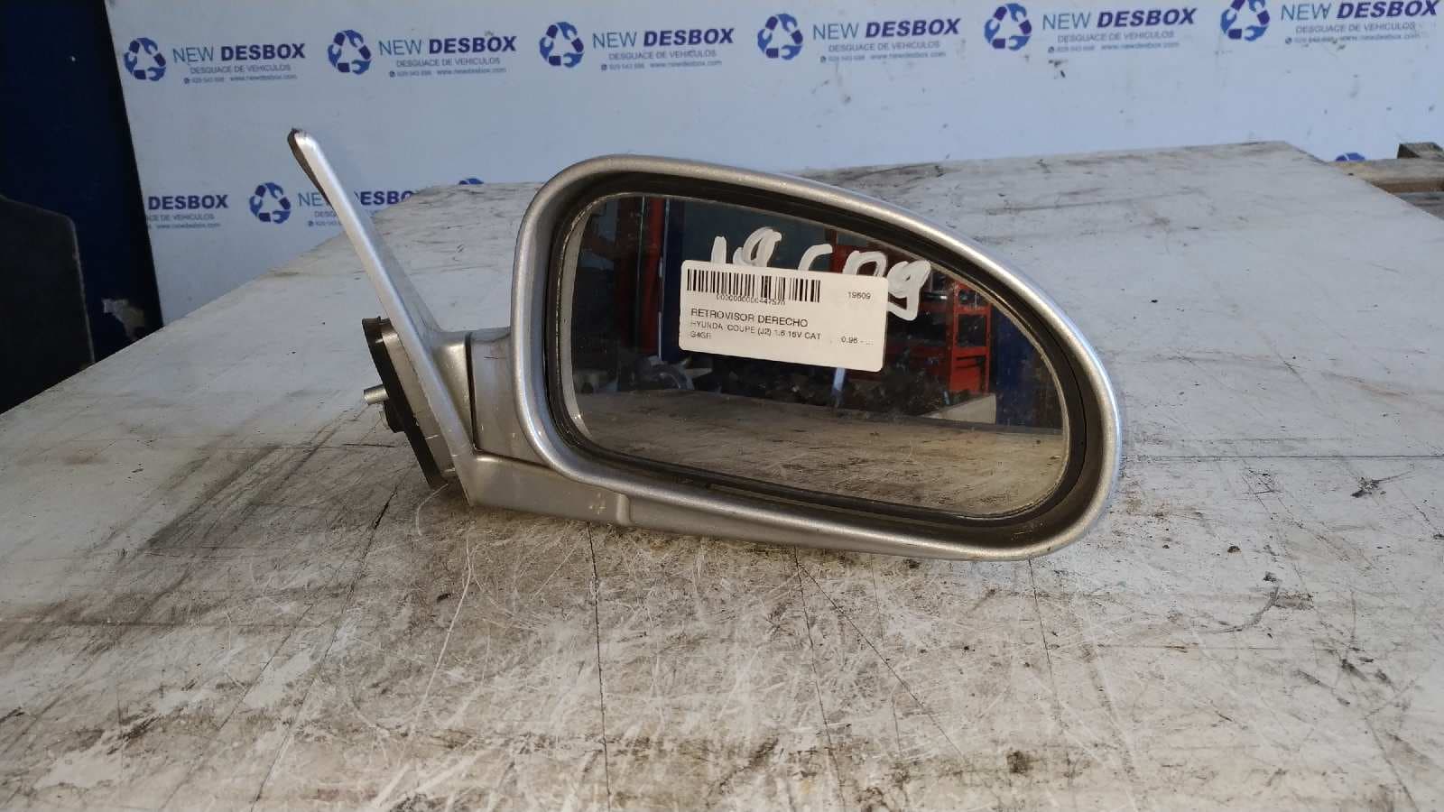 Recambio de RETROVISOR DERECHO para HYUNDAI COUPE (J2) 1.6 16V CAT G4GR referencia OEM IAM 010079   - GRIS