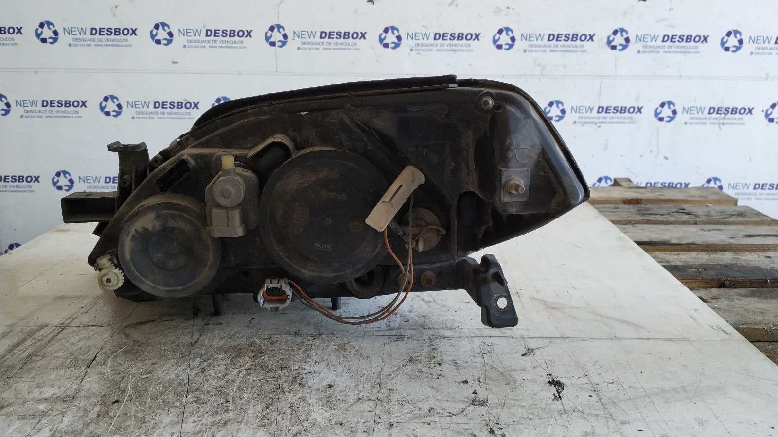 Recambio de FARO DERECHO para NISSAN PRIMERA BERLINA (P12) 1.6 CAT QG16       referencia OEM IAM 1EJ23801002    - GRIS 8