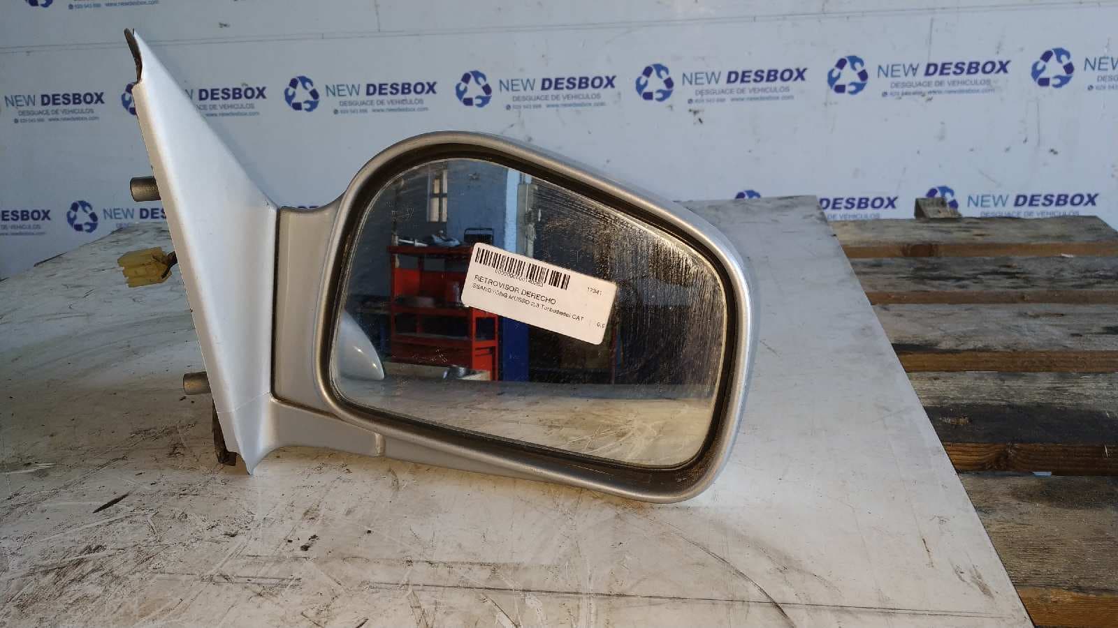 Recambio de RETROVISOR DERECHO para SSANGYONG MUSSO 2.3 Turbodiesel CAT referencia OEM IAM 015003   - GRIS