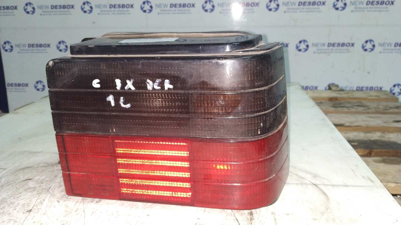 Recambio de PILOTO TRASERO DERECHO para CITROEN BX BERLINA 1.9 CAT (DFW) referencia OEM IAM VALEO 2179