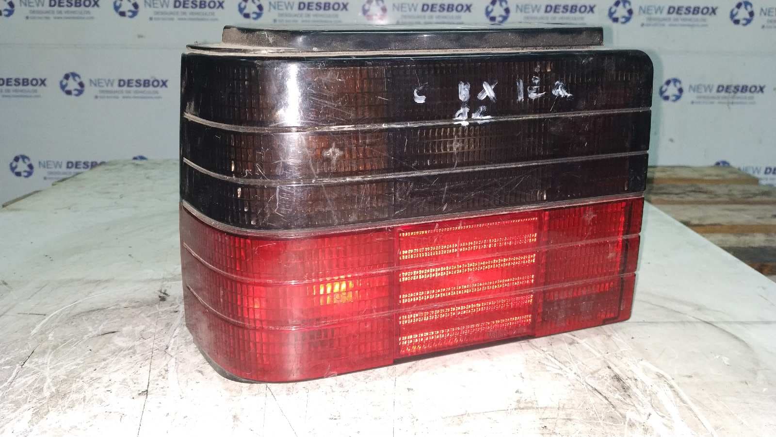 Recambio de PILOTO TRASERO IZQUIERDO para CITROEN BX BERLINA 1.9 CAT (DFW) referencia OEM IAM VALEO 2179