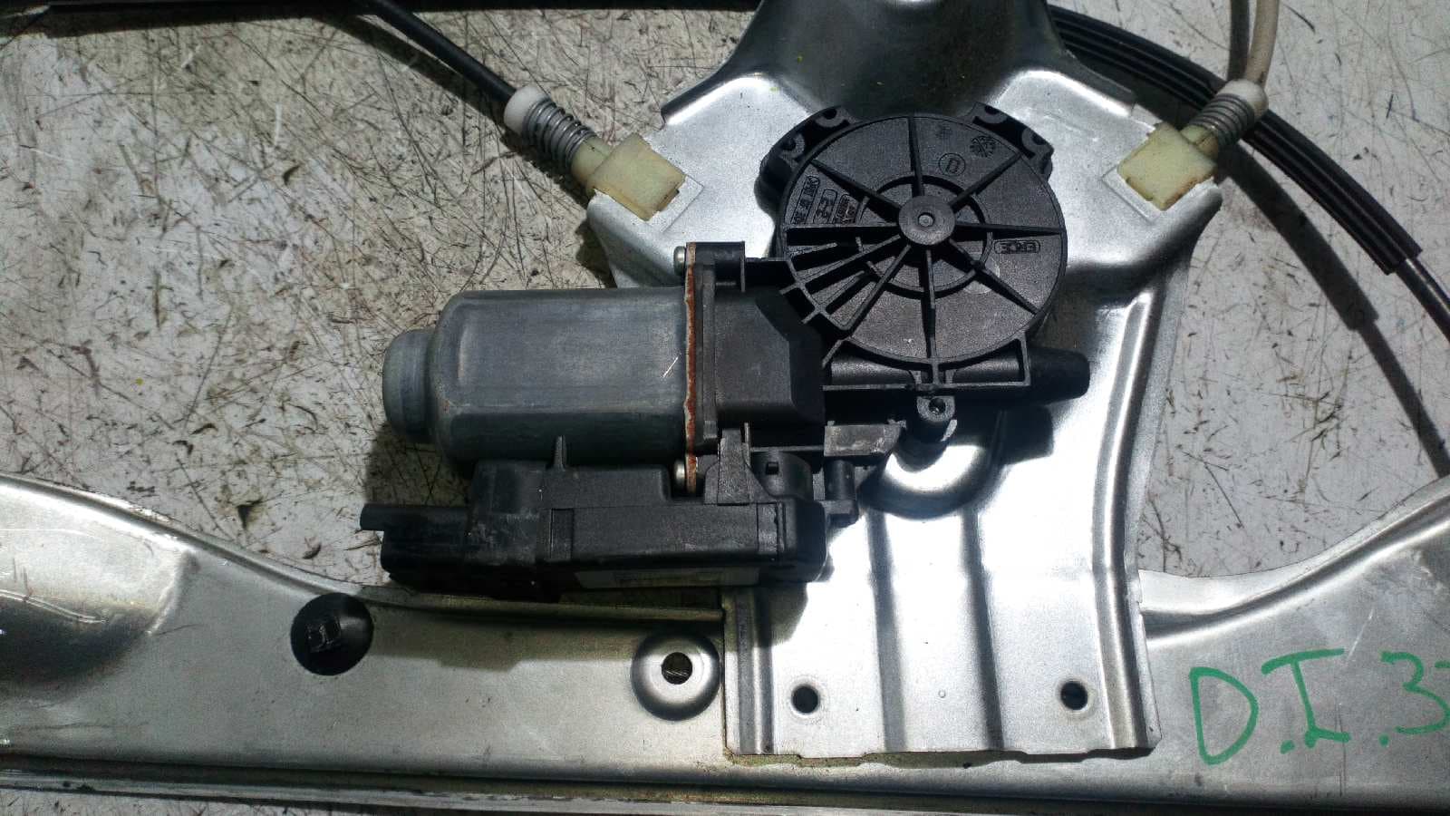 Recambio de ELEVALUNAS DELANTERO IZQUIERDO para RENAULT CLIO III D4F H7 referencia OEM IAM 8200291148   - BLANCO 4