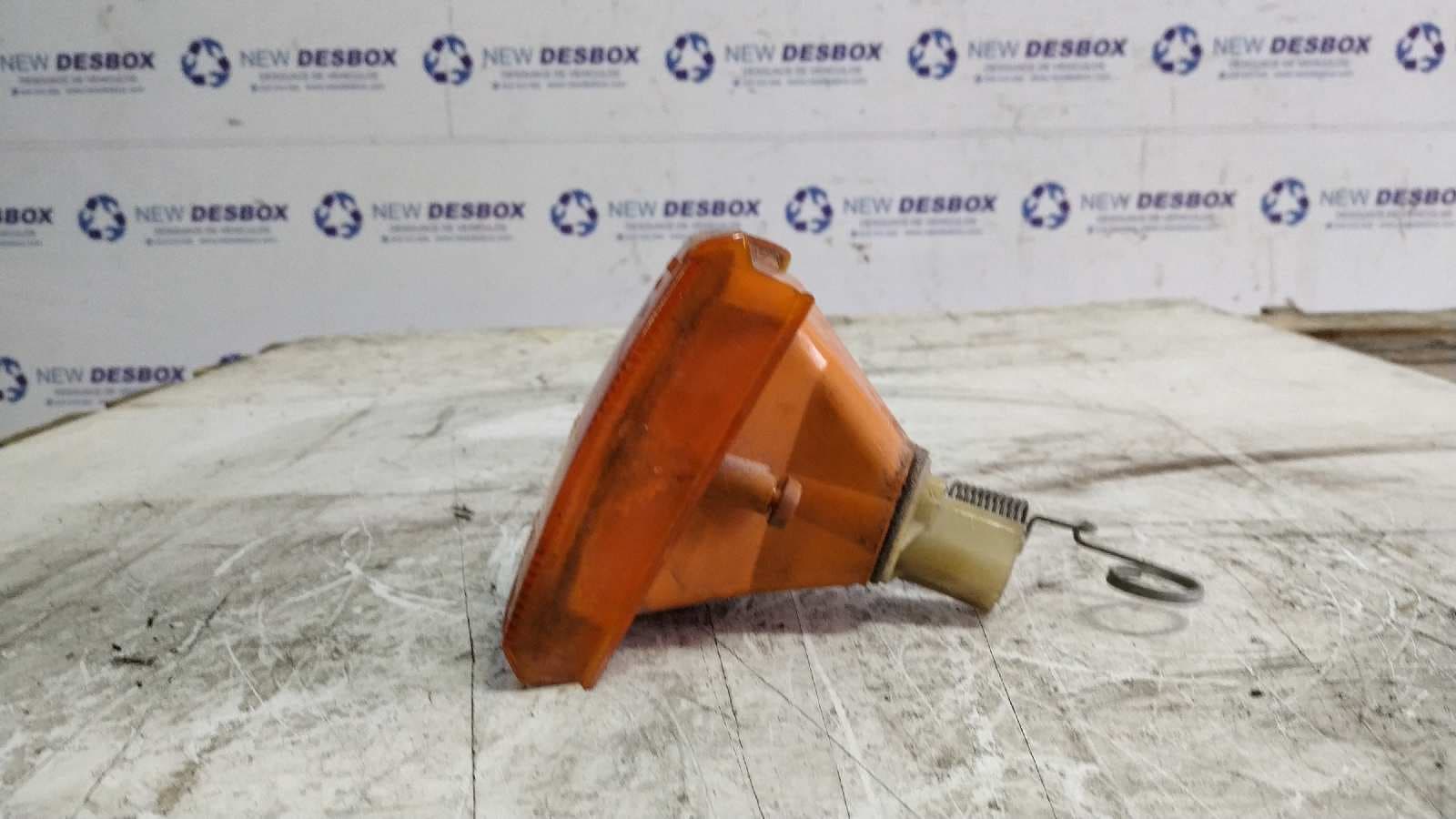 Recambio de PILOTO DELANTERO DERECHO para FORD FIESTA BERL./COURIER referencia OEM IAM 2