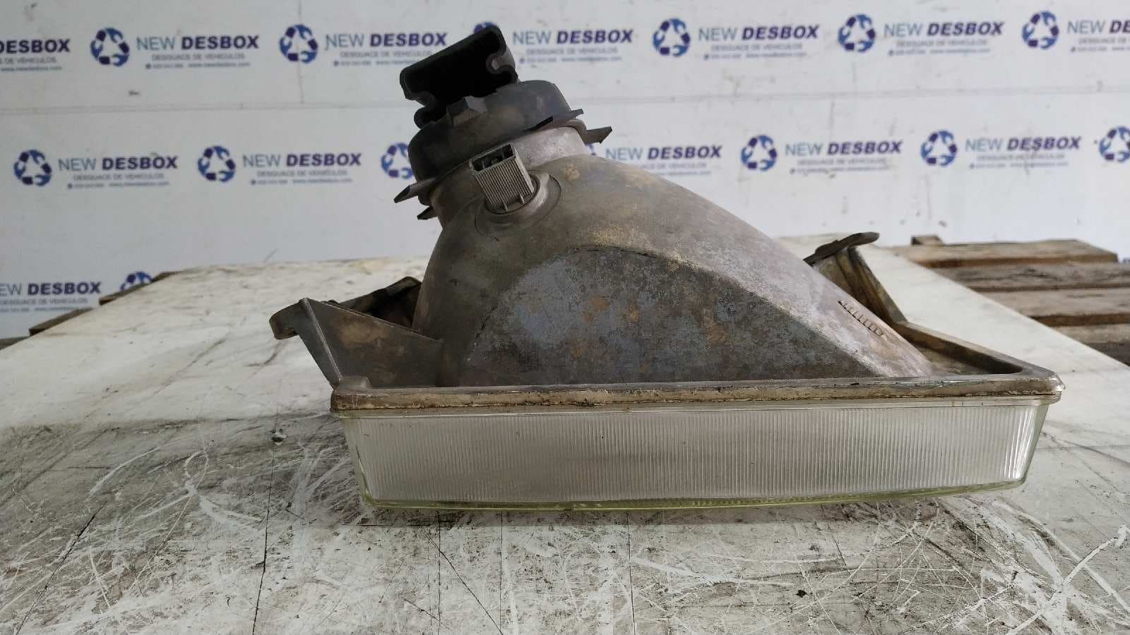 Recambio de FARO IZQUIERDO para FORD TRANSIT, CAJA referencia OEM IAM 3