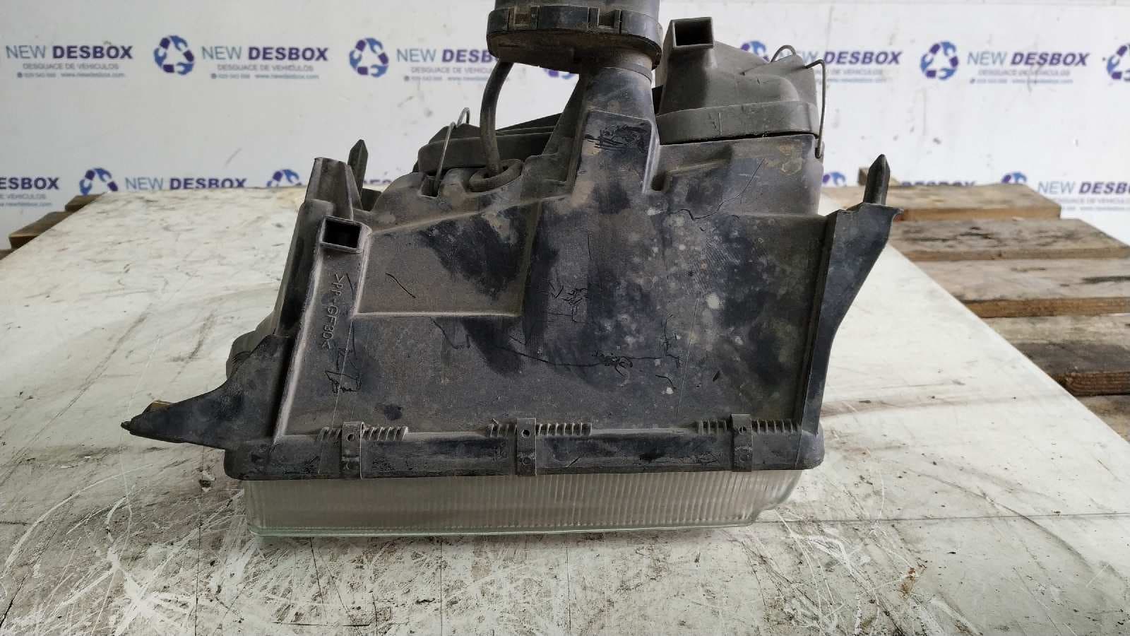 Recambio de FARO DERECHO para ALFA ROMEO 155 2.0 referencia OEM IAM 0301085302 4