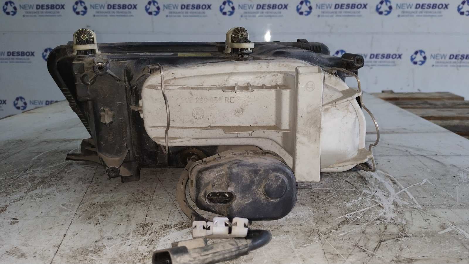 Recambio de FARO DERECHO para ALFA ROMEO 155 2.0 referencia OEM IAM 0301085302 8