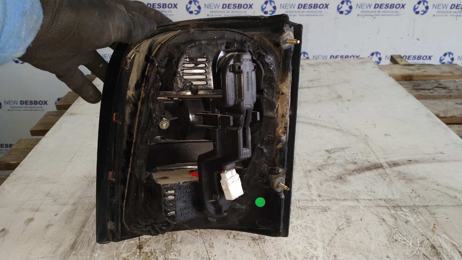 Recambio de PILOTO TRASERO IZQUIERDO para NISSAN MICRA (K11) referencia OEM IAM 2