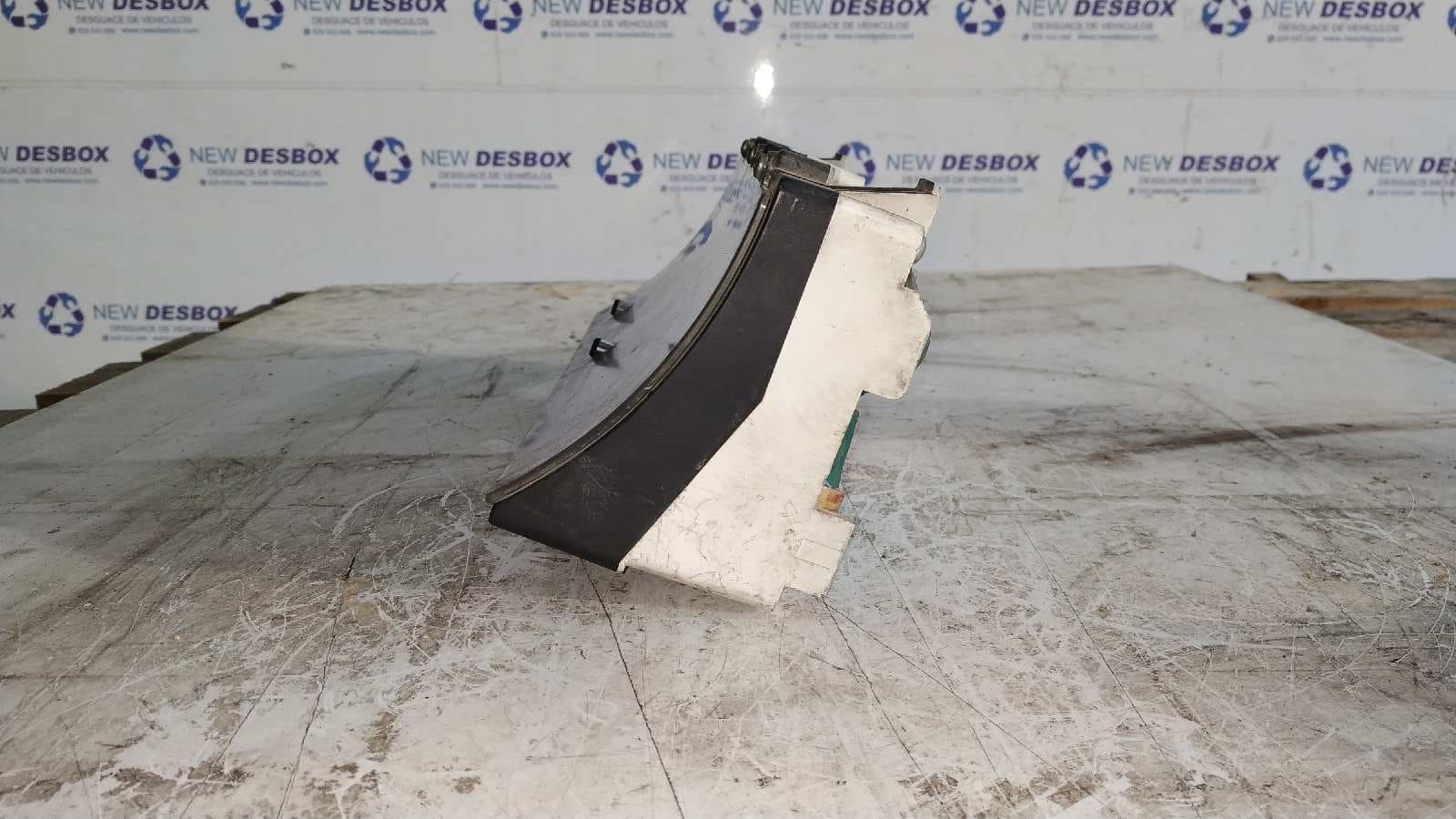 Recambio de CUADRO INSTRUMENTOS para NISSAN PATROL (K/W260) RD28 referencia OEM IAM 19583009 2