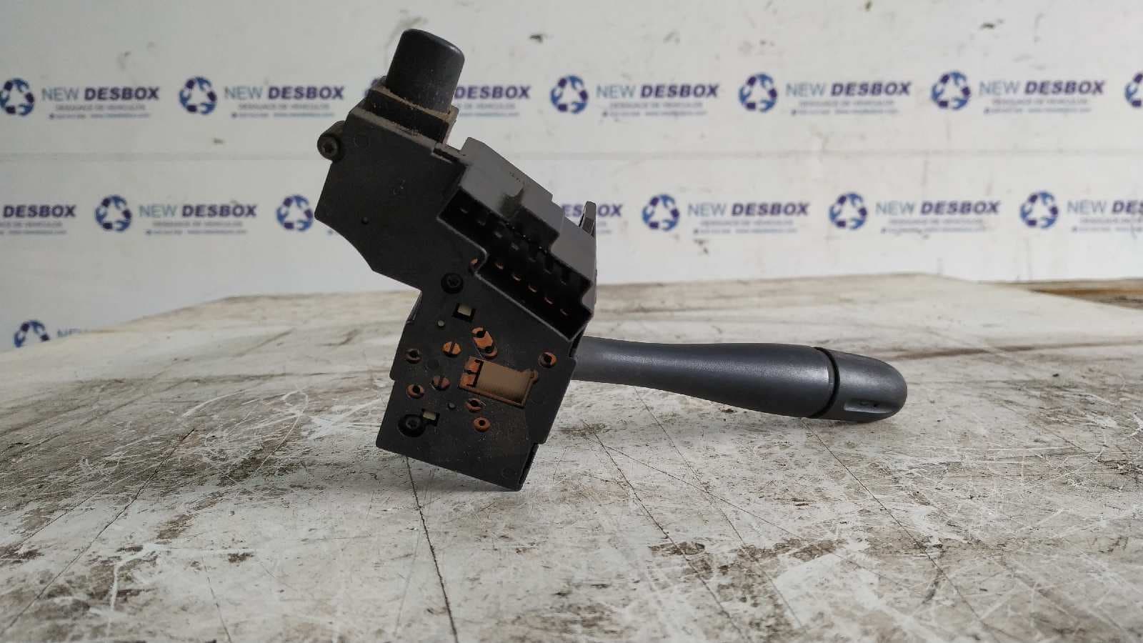 Recambio de MANDO INTERMITENTES para CHRYSLER VOYAGER (ES) 3.3 LE Grand Voyager 3.3 referencia OEM IAM 23199   - NEGRA 2