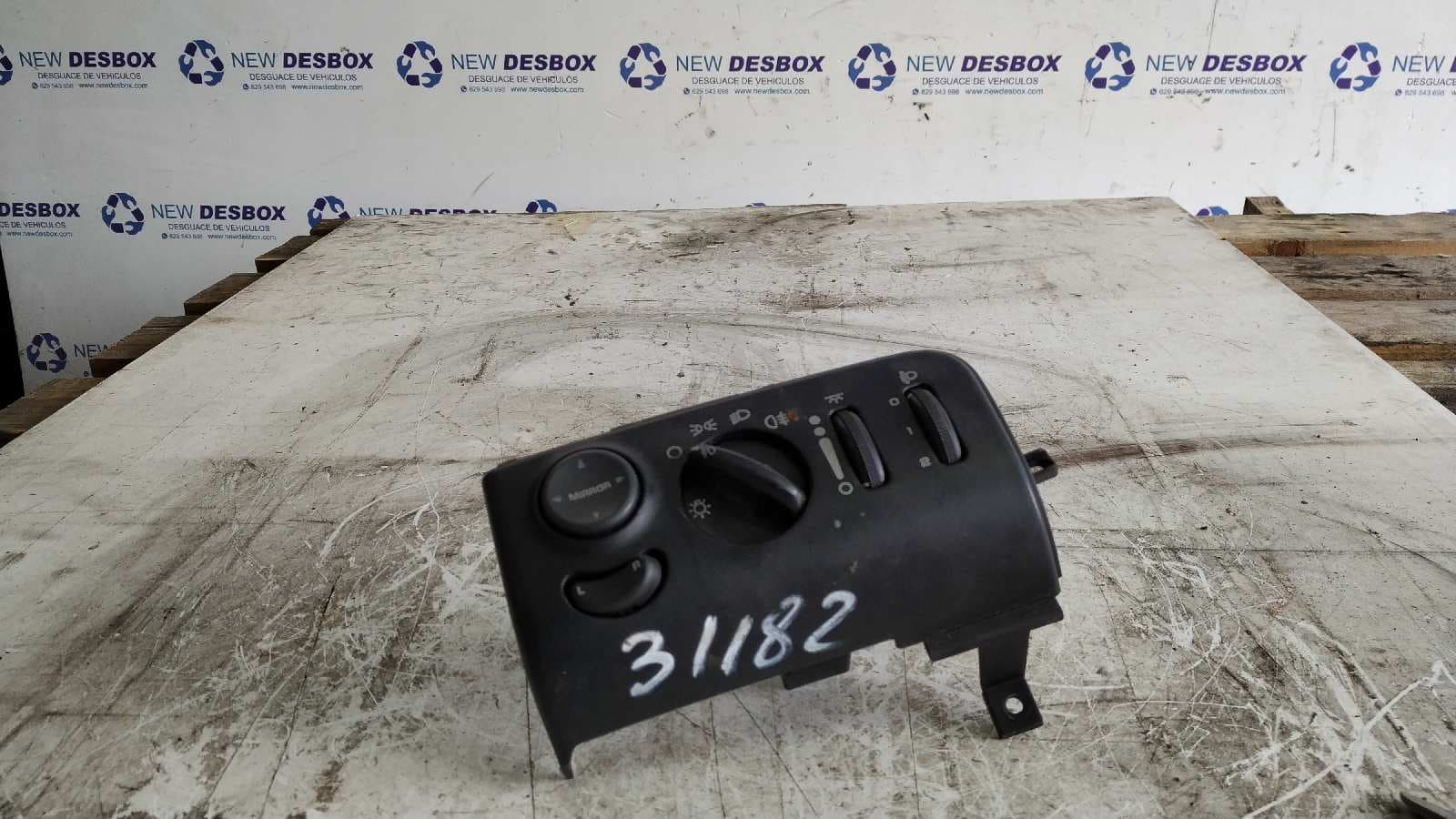 Recambio de MANDO LUCES para CHRYSLER VOYAGER (ES) 2.5 CAT TD referencia OEM IAM 9575541K   - VIOLETA