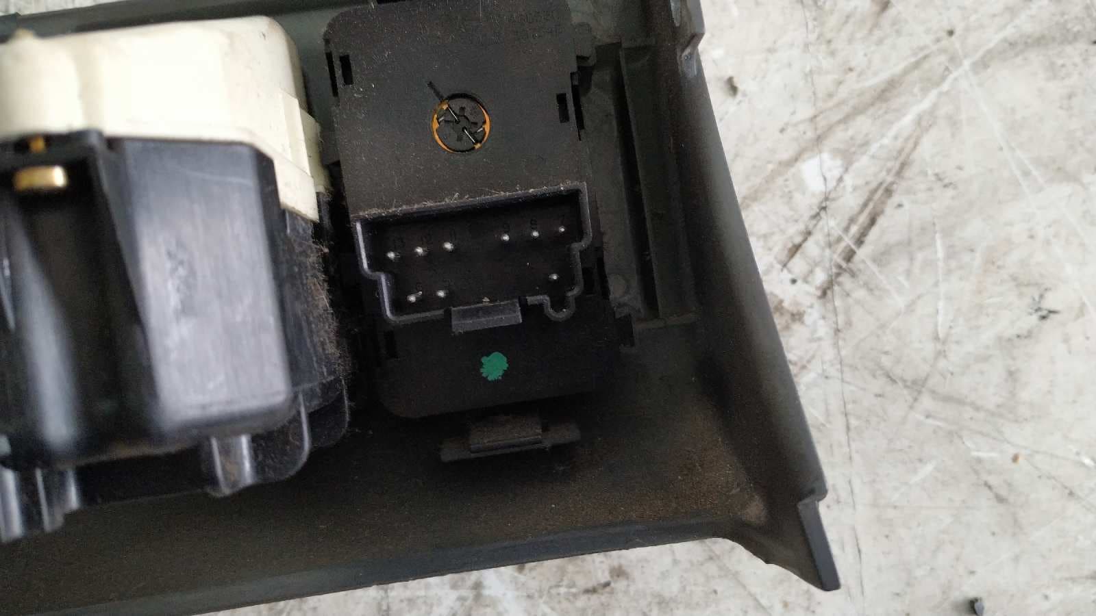 Recambio de MANDO LUCES para CHRYSLER VOYAGER (ES) 2.5 CAT TD referencia OEM IAM 9575541K   - VIOLETA 3