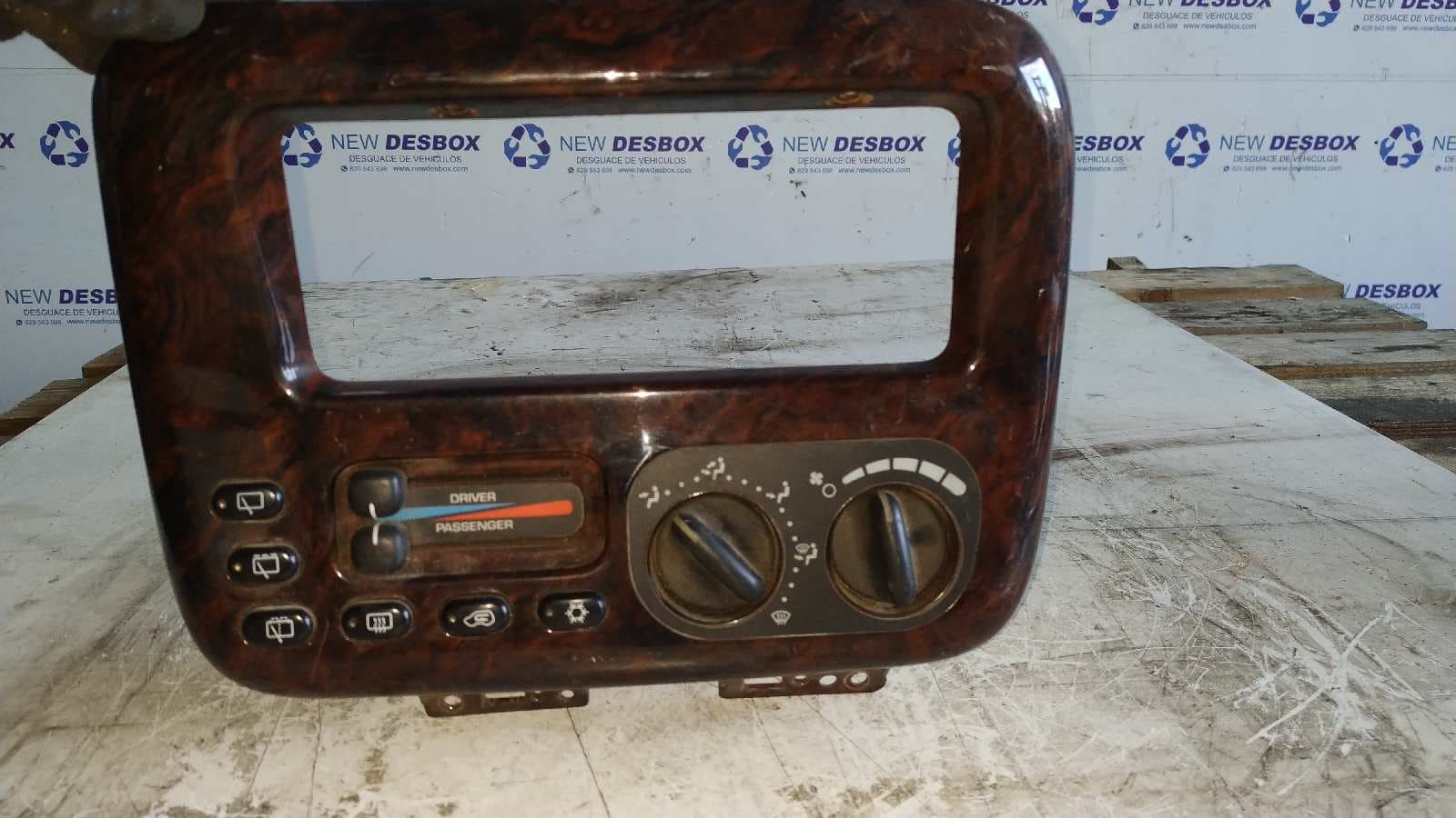 Recambio de MANDO CALEFACCION / AIRE ACONDICIONADO para CHRYSLER VOYAGER (GS) referencia OEM IAM P4677337