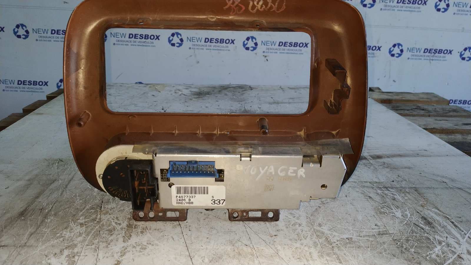 Recambio de MANDO CALEFACCION / AIRE ACONDICIONADO para CHRYSLER VOYAGER (GS) referencia OEM IAM P4677337 2