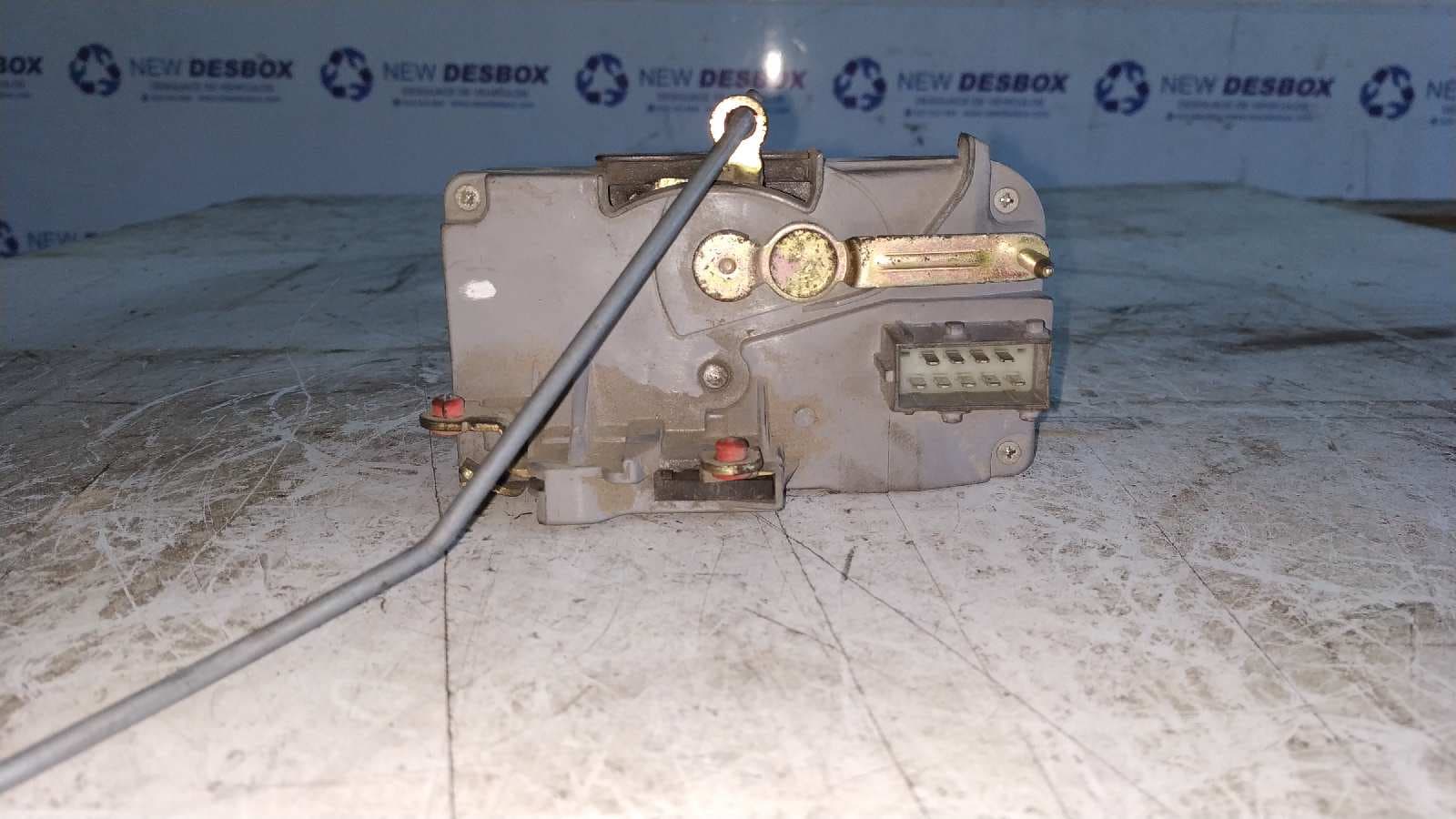 Recambio de CERRADURA PUERTA DELANTERA DERECHA para CITROEN JUMPY 1.9 Turbodiesel (DHX. D8B / XUD9TE) D8B referencia OEM IAM    - PLATA