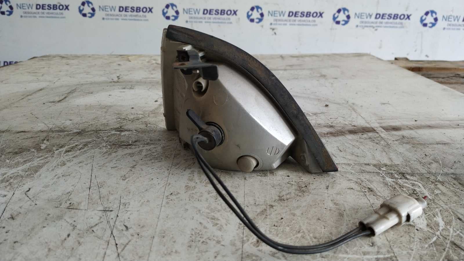 Recambio de PILOTO DELANTERO DERECHO para SUZUKI SWIFT BERLINA (MZ) 1.3 16V CAT referencia OEM IAM    - ROJO 2