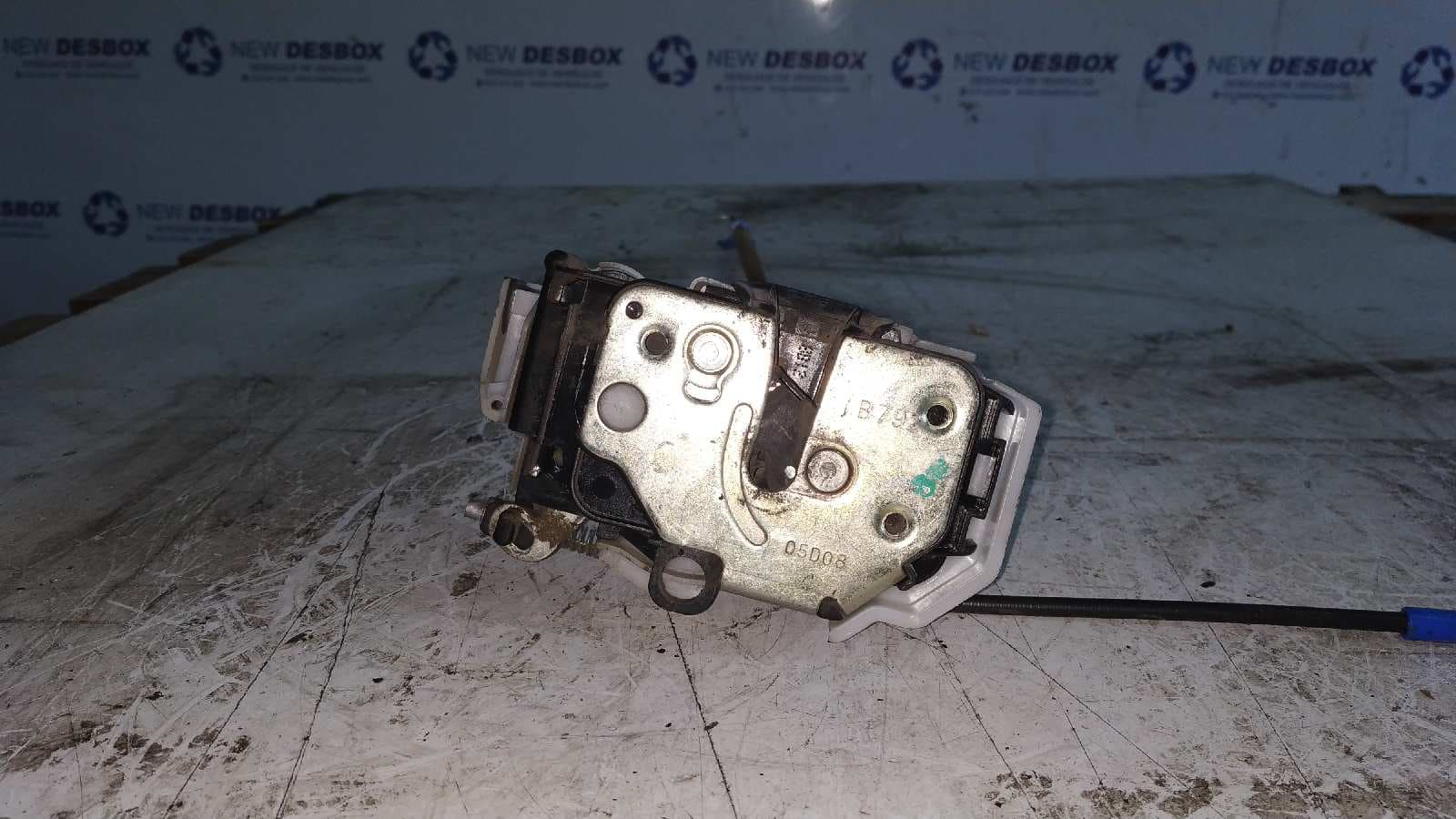 Recambio de CERRADURA PUERTA DELANTERA DERECHA para FIAT FIORINO 1.3 16V M-Jet CAT 199A2000 referencia OEM IAM 1357552080   - BLANCO 3