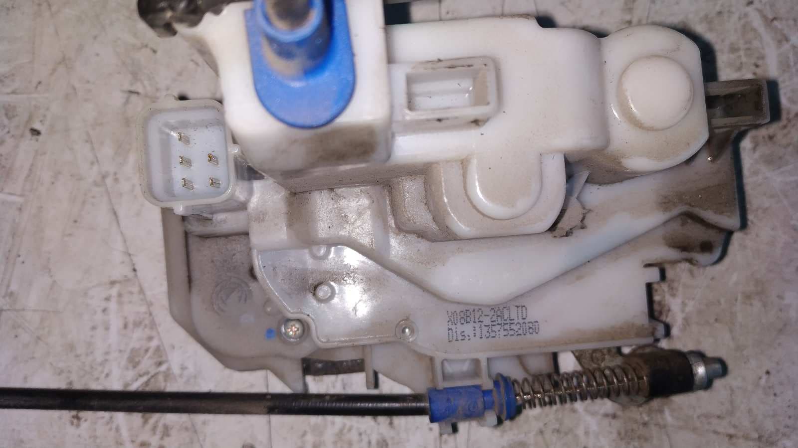 Recambio de CERRADURA PUERTA DELANTERA DERECHA para FIAT FIORINO 1.3 16V M-Jet CAT 199A2000 referencia OEM IAM 1357552080   - BLANCO 4