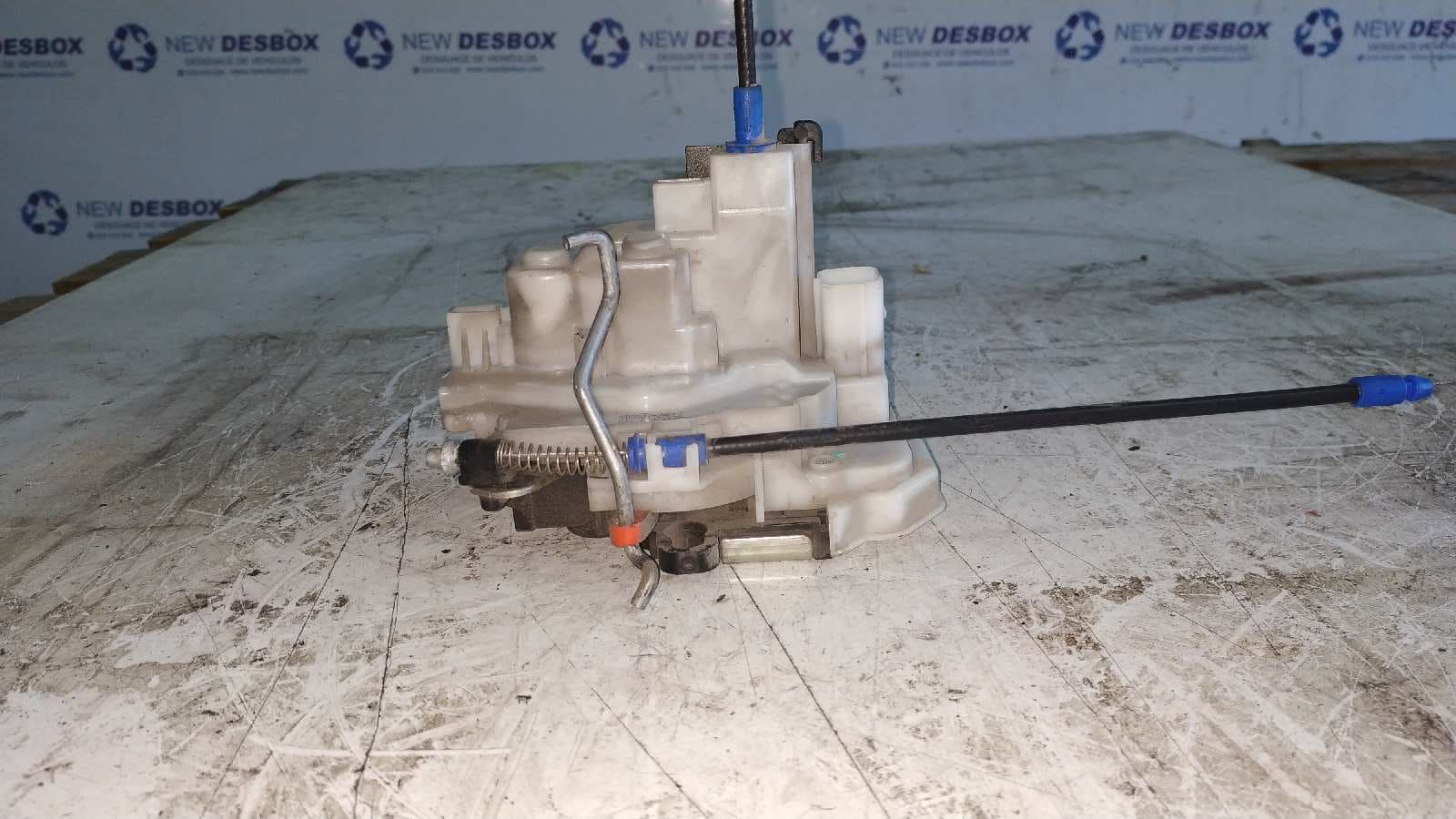 Recambio de CERRADURA PUERTA DELANTERA IZQUIERDA para FIAT FIORINO 1.3 16V M-Jet CAT 199A2000 referencia OEM IAM 1354745080   - BLANCO