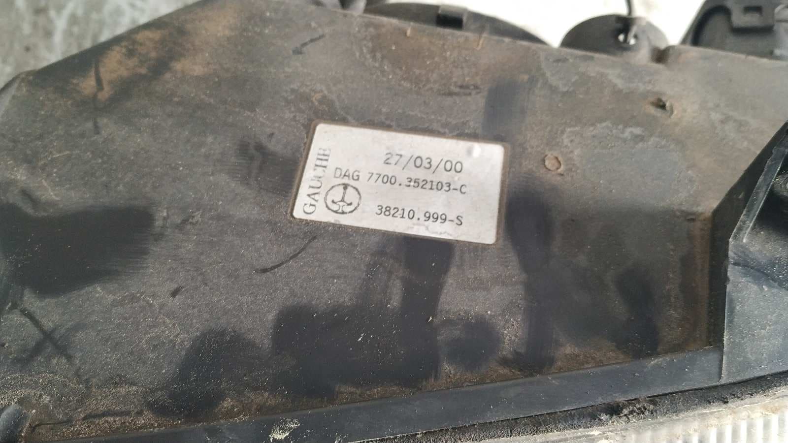 Recambio de FARO IZQUIERDO para OPEL MOVANO S8UW7 referencia OEM IAM 7700352103 2