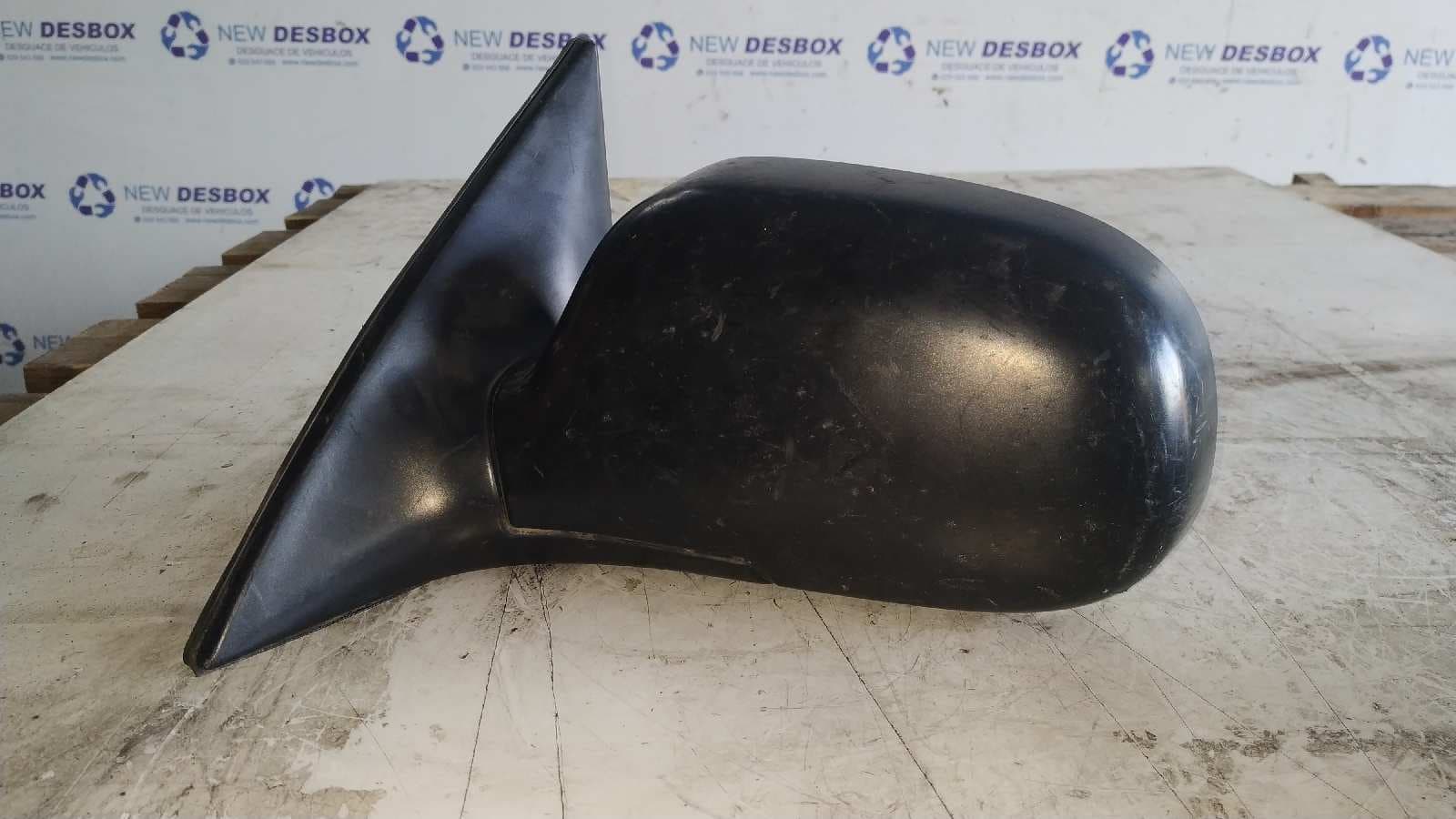 Recambio de RETROVISOR IZQUIERDO para TOYOTA CARINA (T19) referencia OEM IAM 011160 3