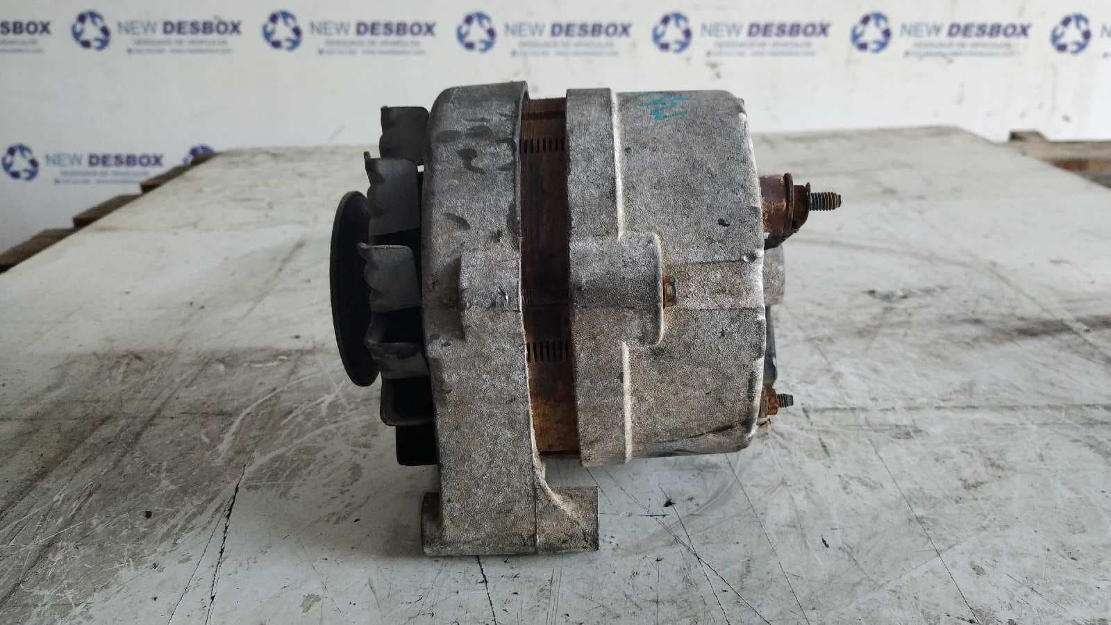 Recambio de ALTERNADOR para OPEL MANTA B 2.0 referencia OEM IAM 060515355A   - GRIS 4