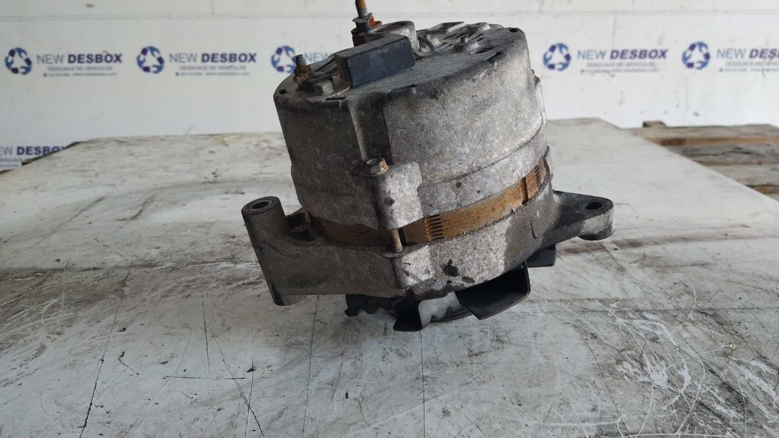 Recambio de ALTERNADOR para OPEL MANTA B 2.0 referencia OEM IAM 060515355A   - GRIS 2