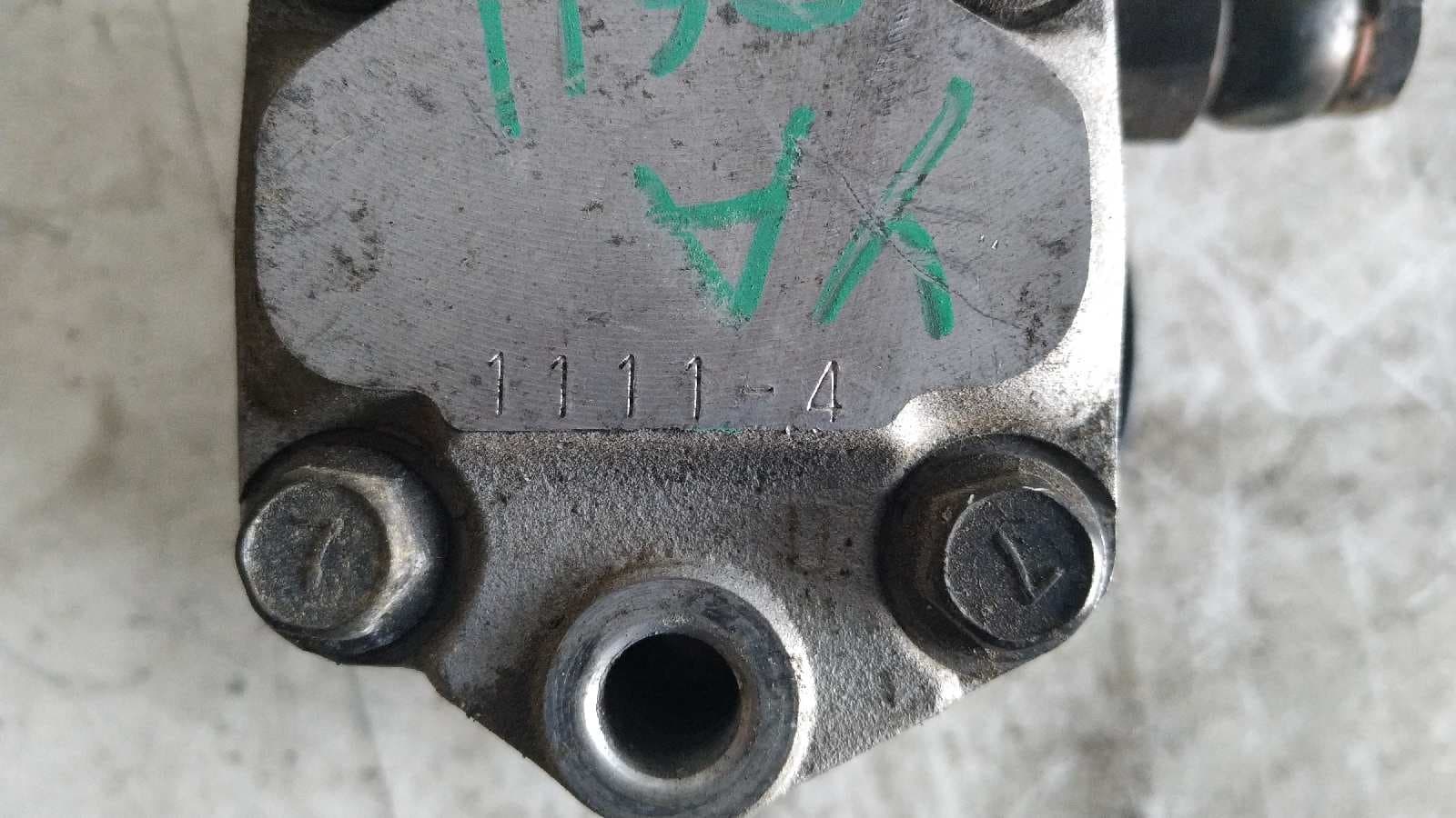 Recambio de BOMBA DIRECCION para KIA CARNIVAL II J3 referencia OEM IAM 11114 7