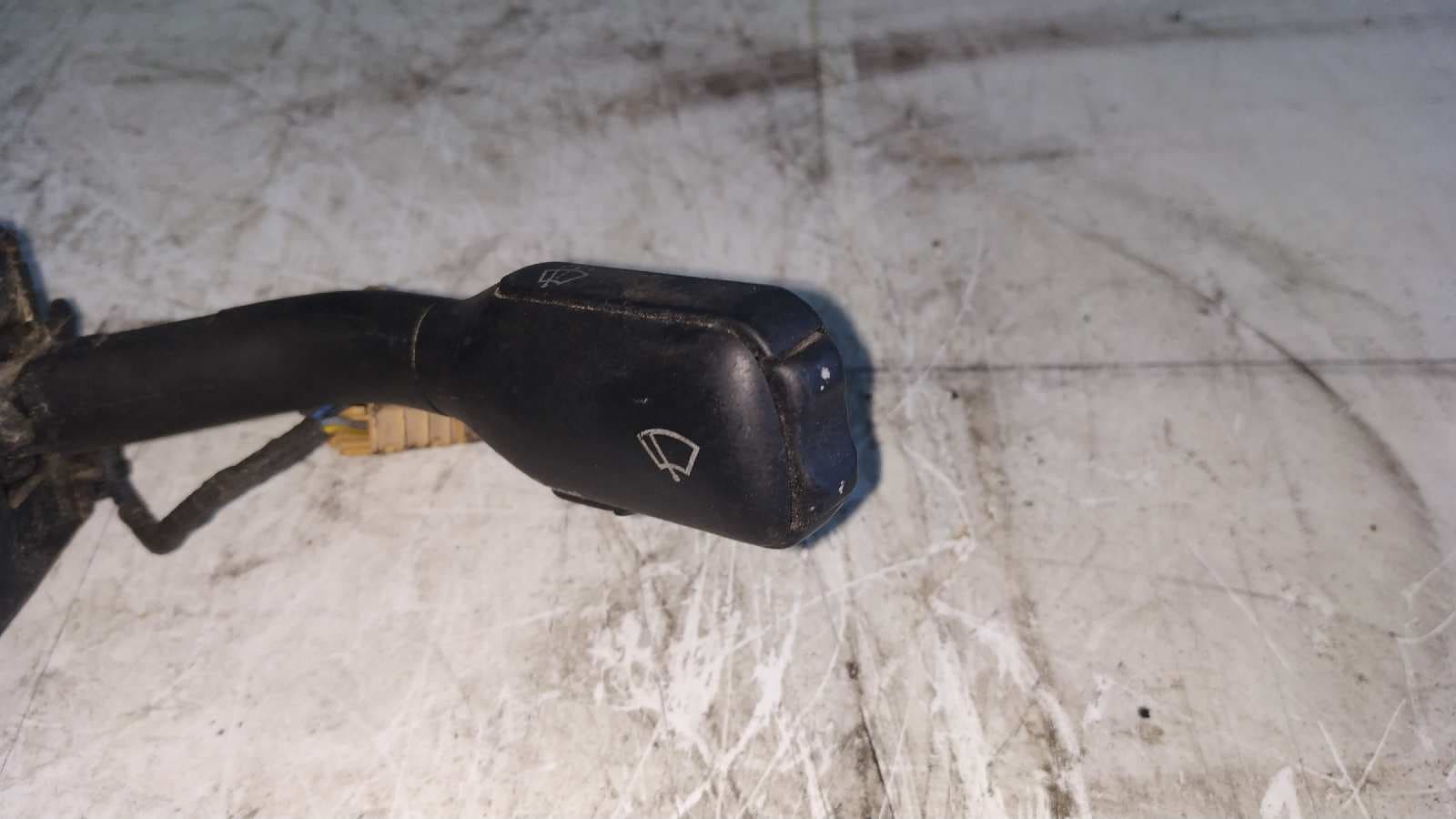 Recambio de MANDO MULTIFUNCION para AUDI 100 BERLINA (C4) referencia OEM IAM Q4A0953503A 2