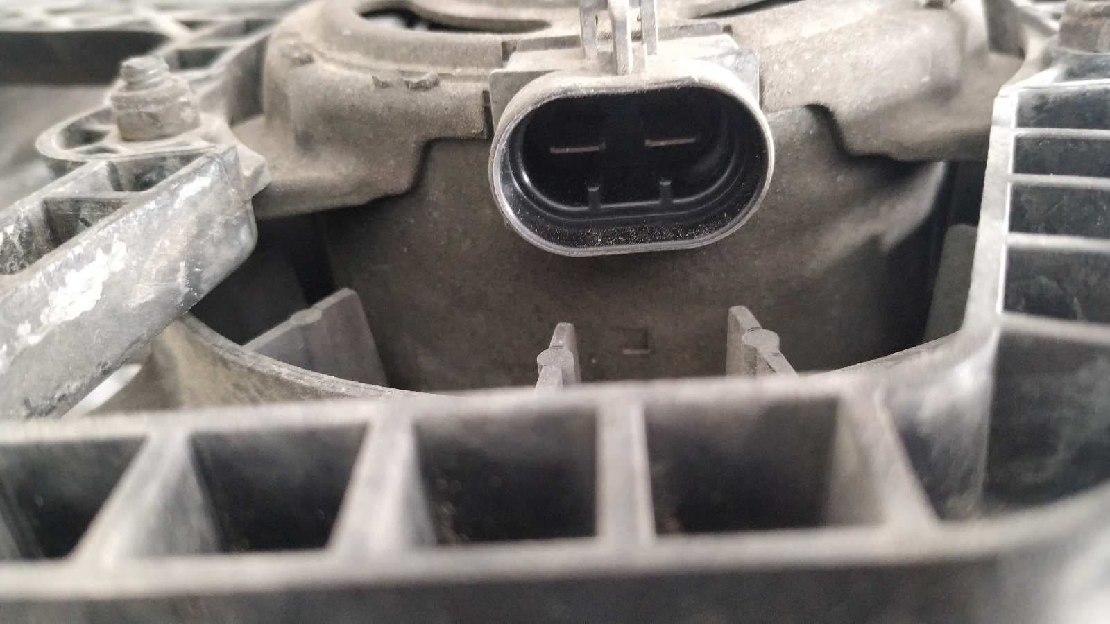 Recambio de ELECTROVENTILADOR para FIAT GRANDE PUNTO (199) 350A1000 referencia OEM IAM    - GRIS PLATA 4