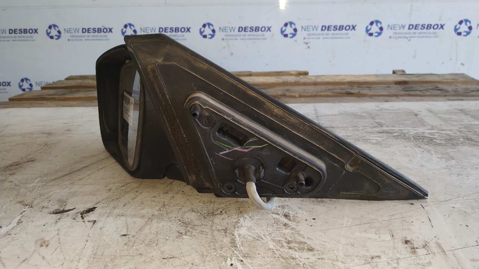 Recambio de RETROVISOR IZQUIERDO para MAZDA 6 BERLINA (GG) 1.8 Active (4-ptas.) L813 referencia OEM IAM 1469105   - GRIS PLATA 6