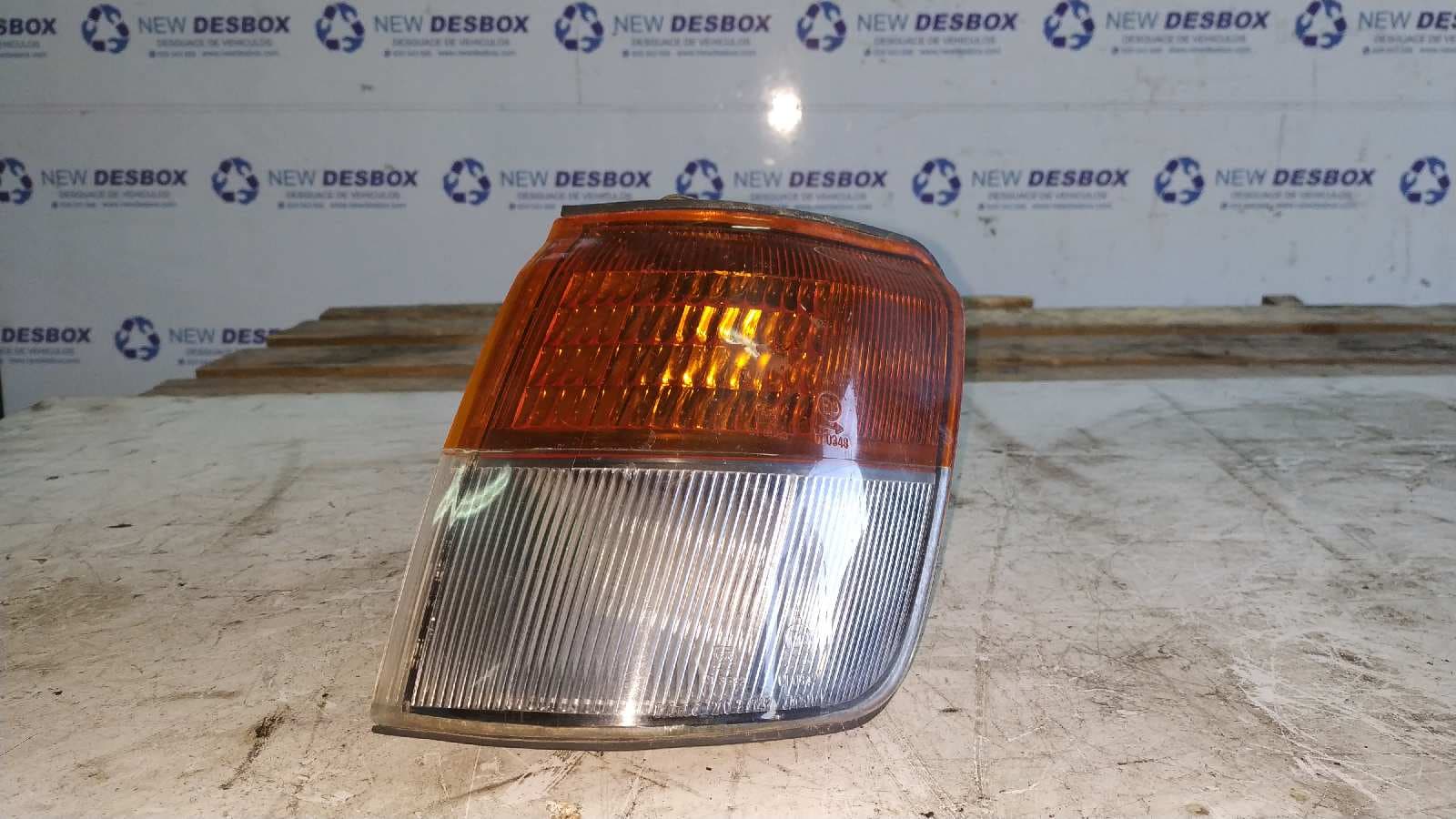 Recambio de PILOTO DELANTERO IZQUIERDO para MITSUBISHI MONTERO (V20/V40) 2500 TD GL (2-ptas.) 4D5 referencia OEM IAM 21037746   - VERDE