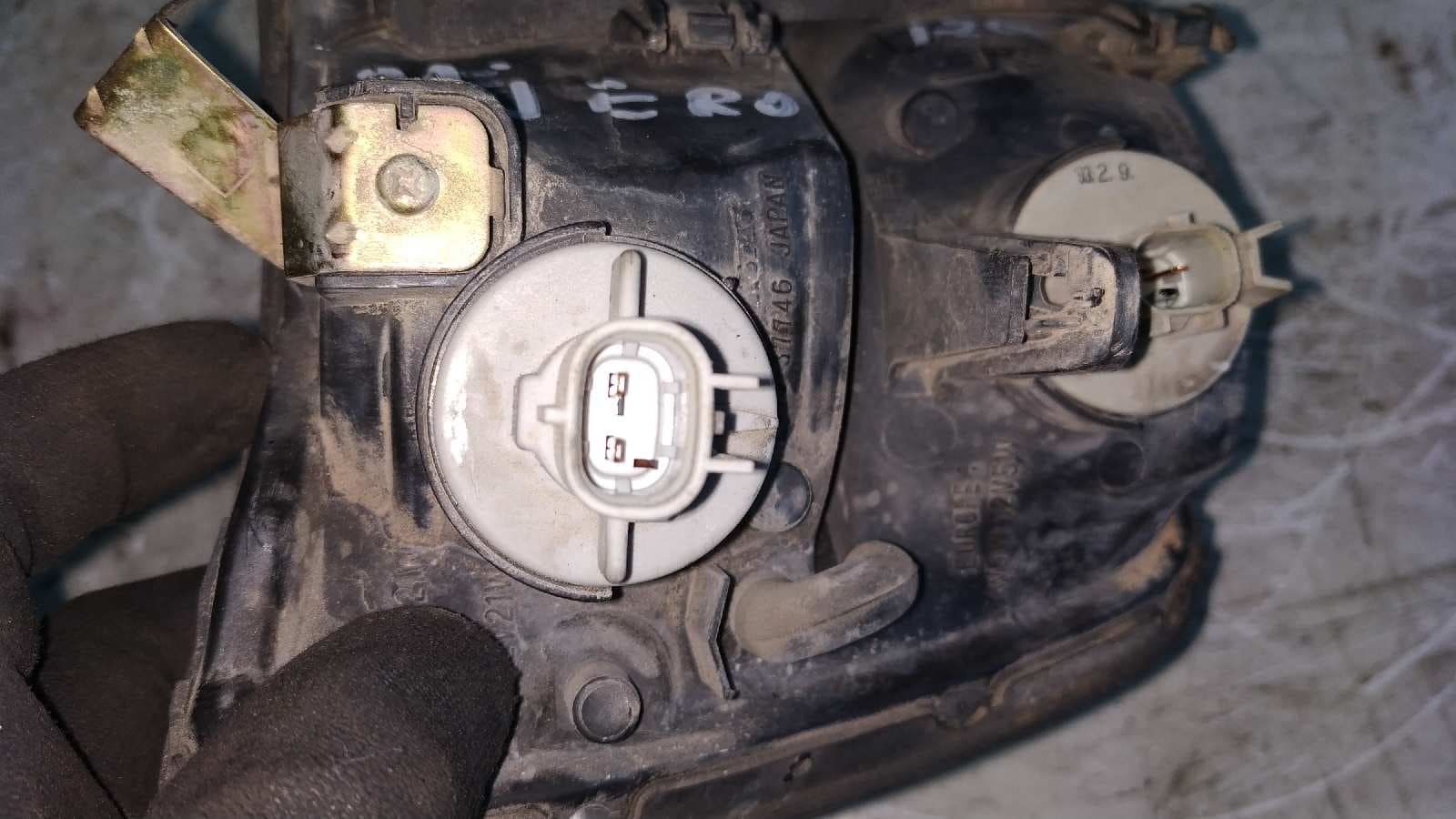 Recambio de PILOTO DELANTERO IZQUIERDO para MITSUBISHI MONTERO (V20/V40) 2500 TD GL (2-ptas.) 4D5 referencia OEM IAM 21037746   - VERDE 6