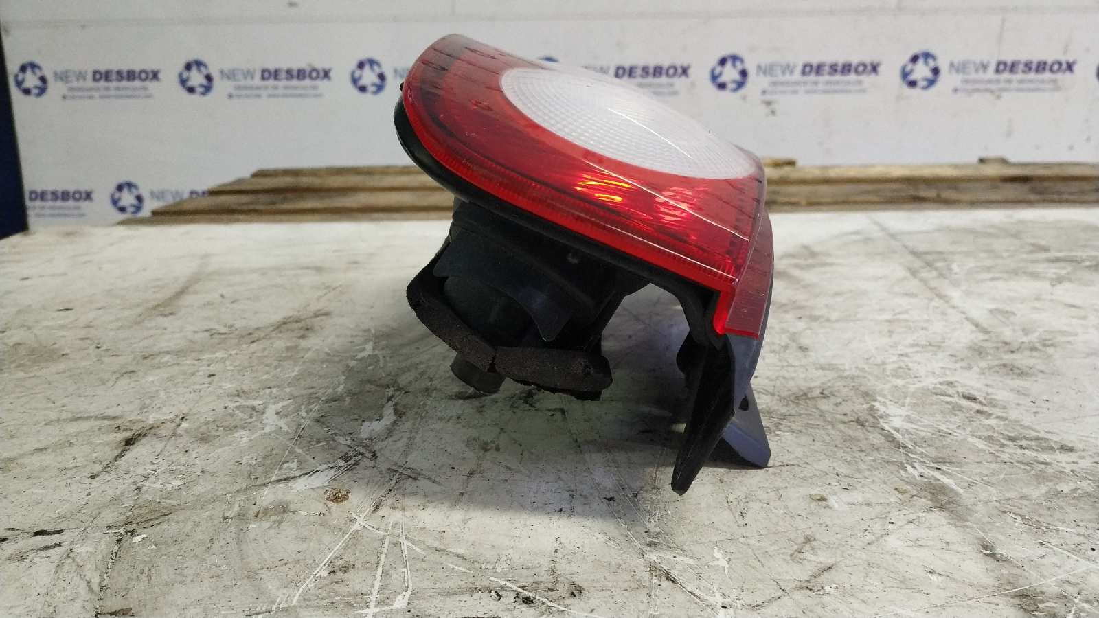 Recambio de PILOTO TRASERO DERECHO para NISSAN MICRA (K12E) 25 Aniversario CR12DE referencia OEM IAM    - BLANCO 4