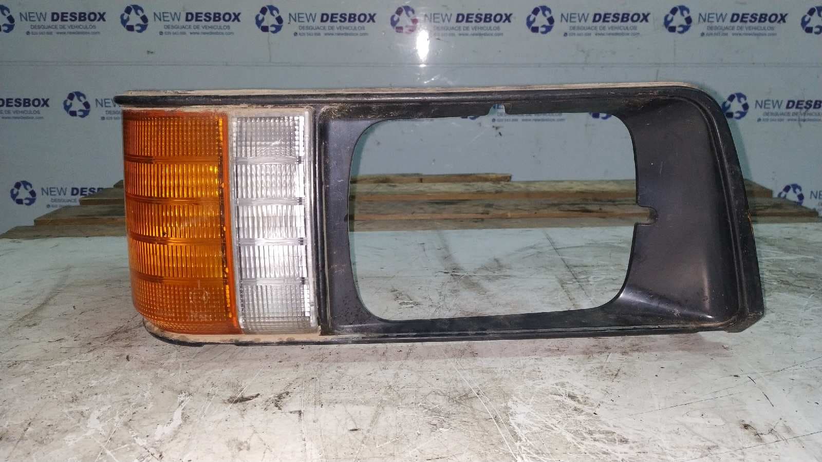 Recambio de PILOTO DELANTERO DERECHO para MITSUBISHI L 300 (P00) Caja cerr.  largo, Techo elev. 4D56 referencia OEM IAM 0411760   - BLANCO 2