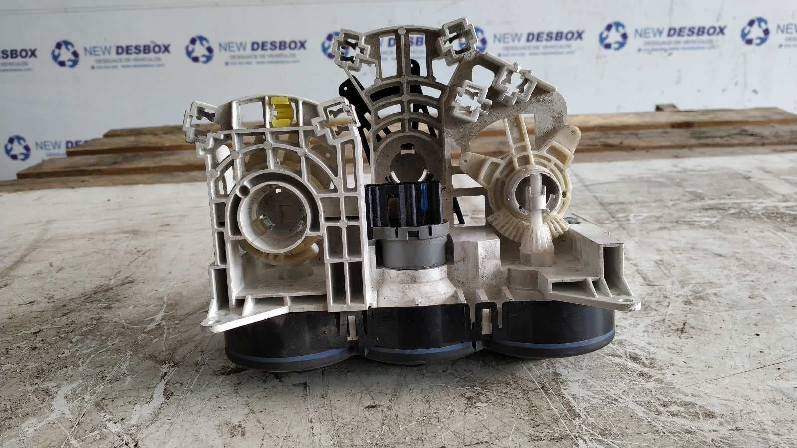 Recambio de MANDO CALEFACCION / AIRE ACONDICIONADO para SUZUKI IGNIS RM (MH) 1.3 DDiS Diesel CAT Z13DT referencia OEM IAM 4A26   - GRIS 4
