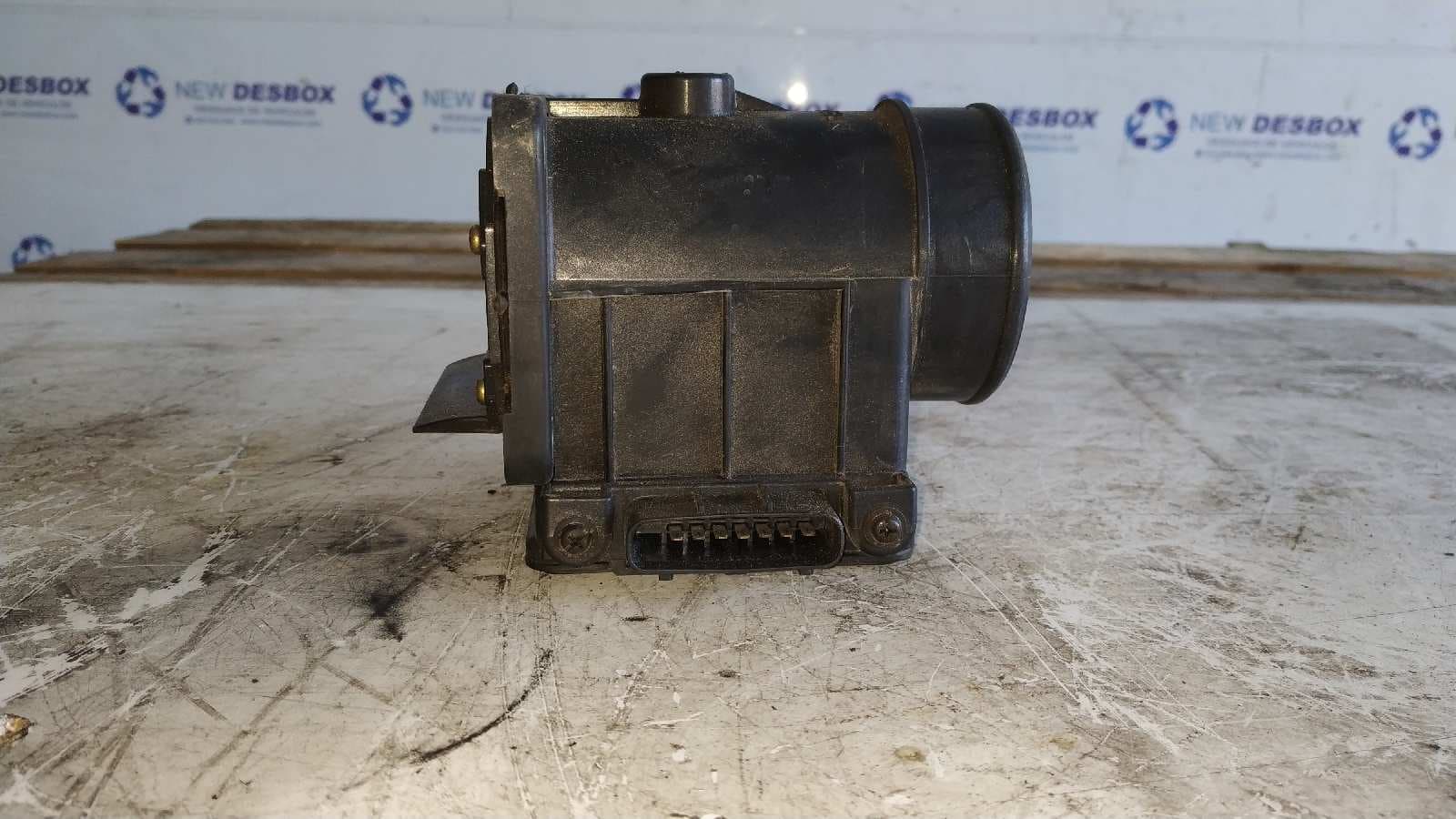 Recambio de CAUDALIMETRO para MITSUBISHI SPACE WAGON (N30/N40) 2.0 Turbodiesel referencia OEM IAM E5T05471   - GRANATE 3