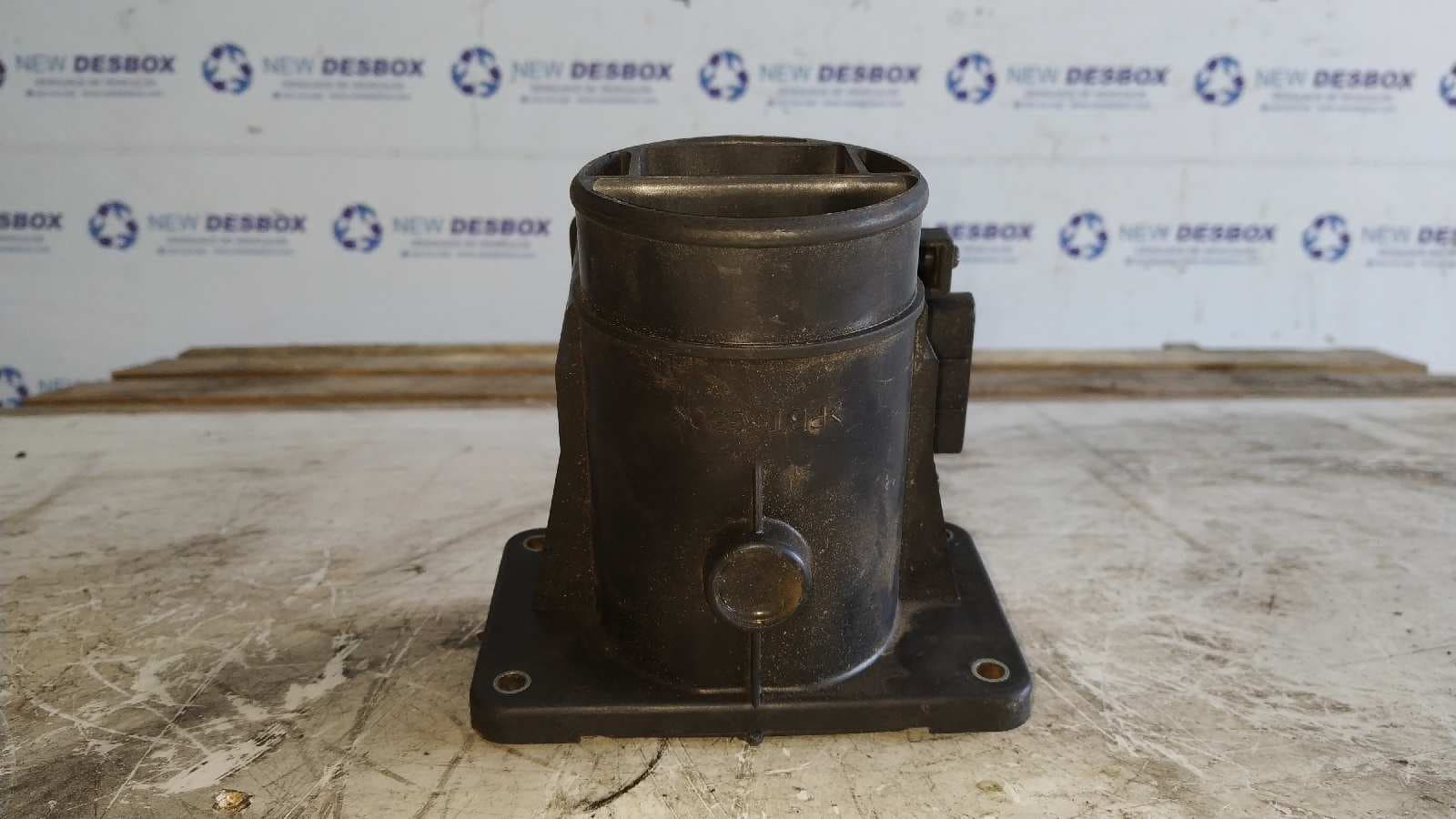 Recambio de CAUDALIMETRO para MITSUBISHI SPACE WAGON (N30/N40) 2.0 Turbodiesel referencia OEM IAM E5T05471   - GRANATE 4