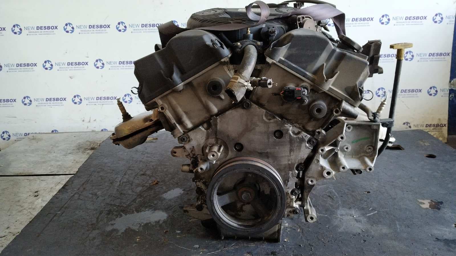 Recambio de MOTOR para CHRYSLER 300 M (LR) 2.7 CAT G2.7L referencia OEM IAM G2.7L   - MARRON