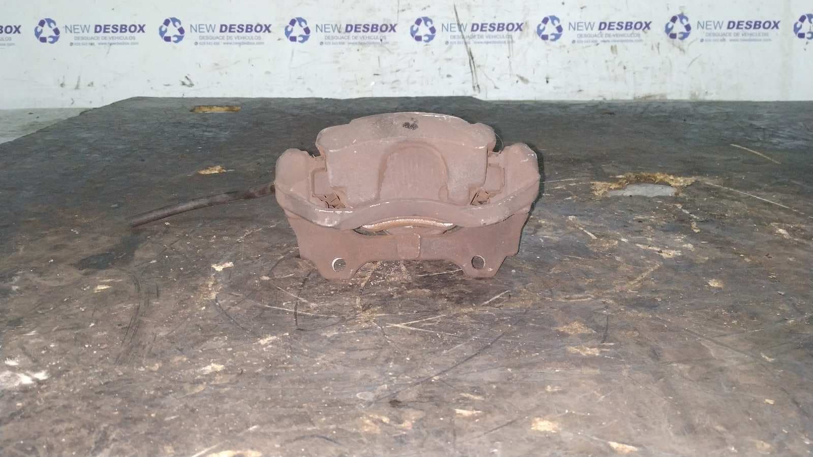 Recambio de PINZA DE FRENO DELANTERA DERECHA para FIAT FIORINO 1.3 16V M-Jet CAT 199A2000 referencia OEM IAM Y01953   - BLANCO 5