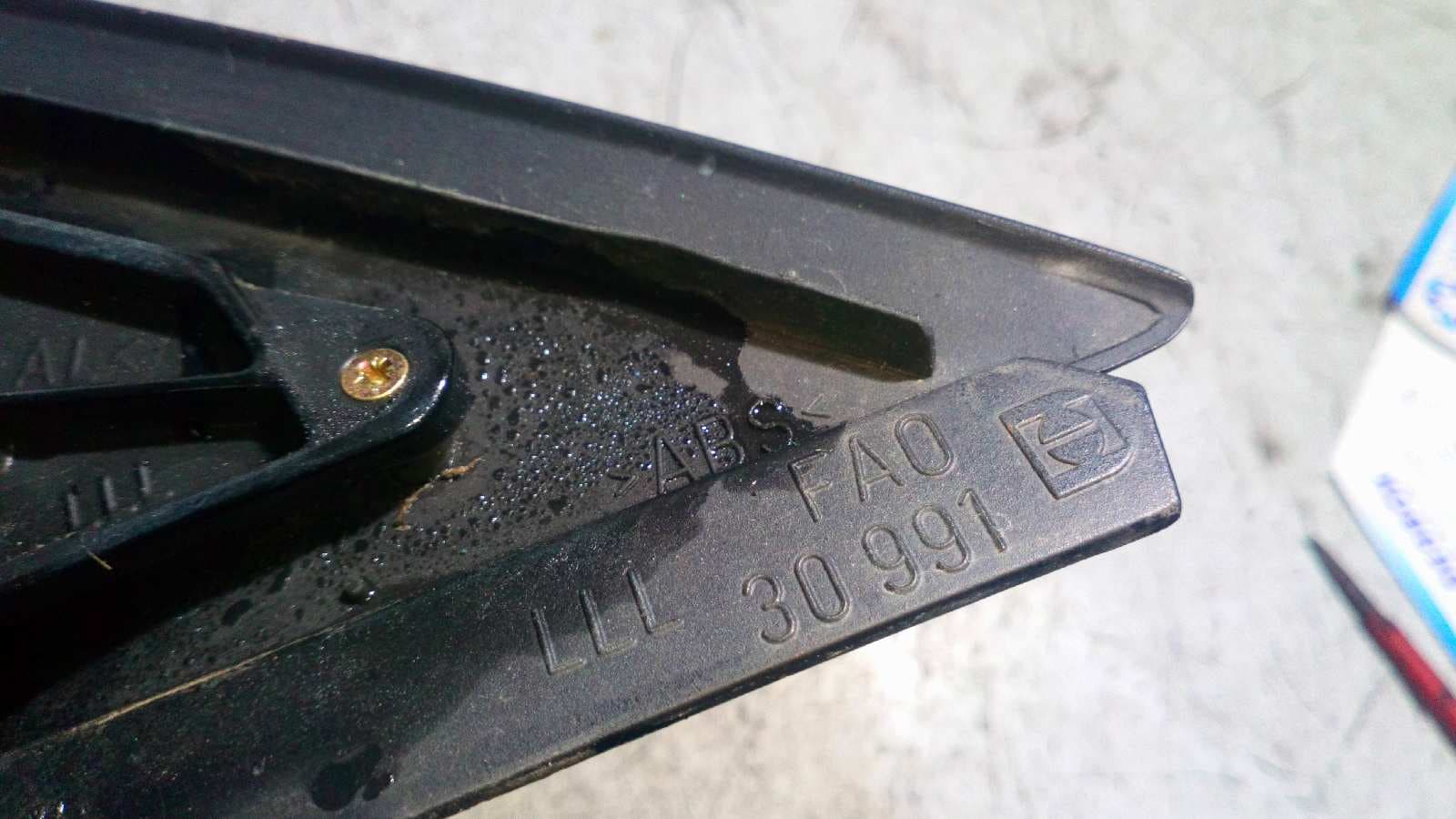 Recambio de RETROVISOR IZQUIERDO para AUDI A6 AVANT (4B5) 2.4 (121kW) AGA referencia OEM IAM 30991   - VERDE 2